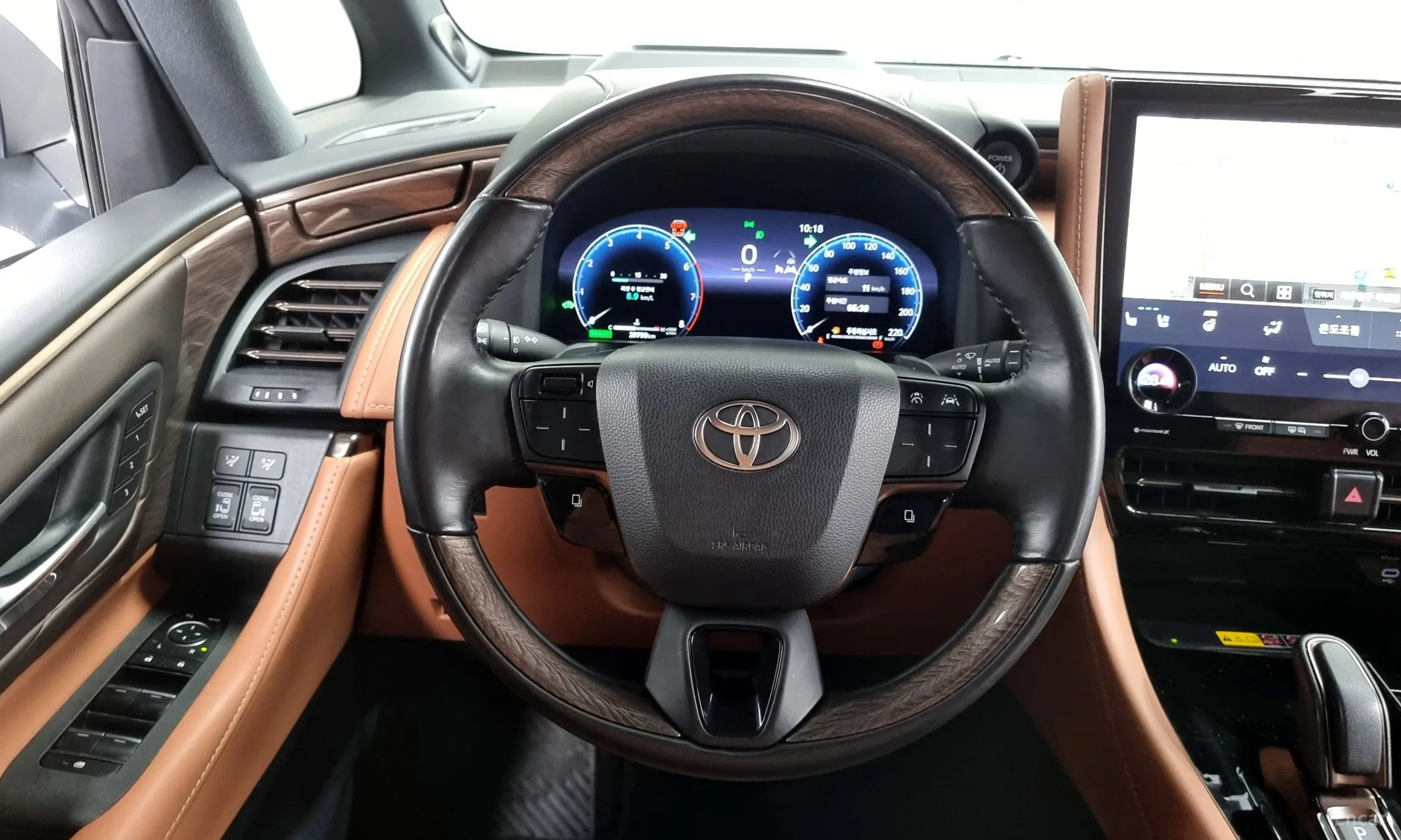 Toyota Alphard 4th Generation превью 13