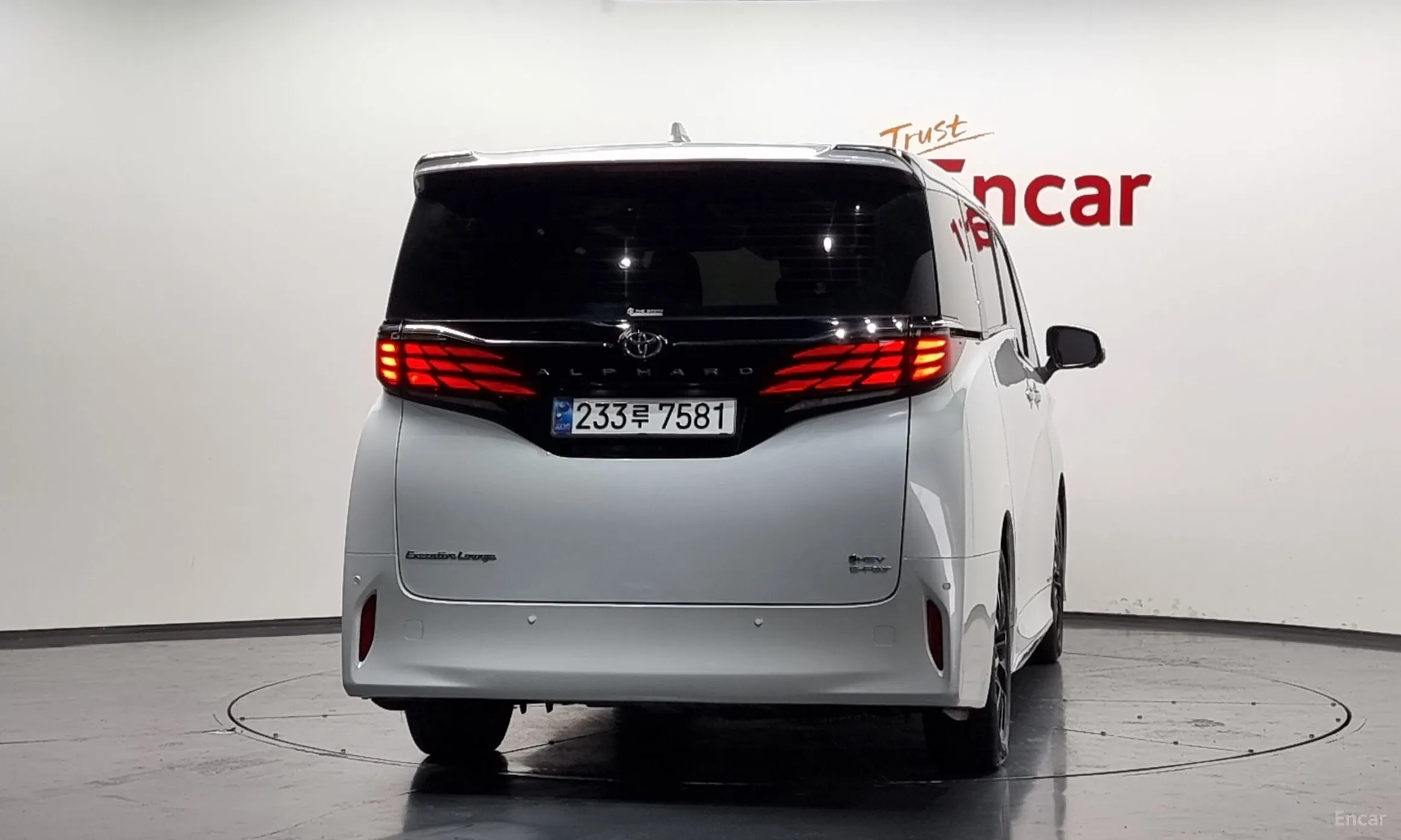 Toyota Alphard 4th Generation превью 4