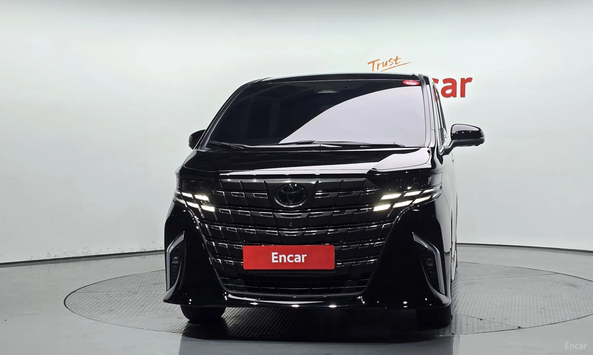 Toyota Alphard 4th Generation превью 3