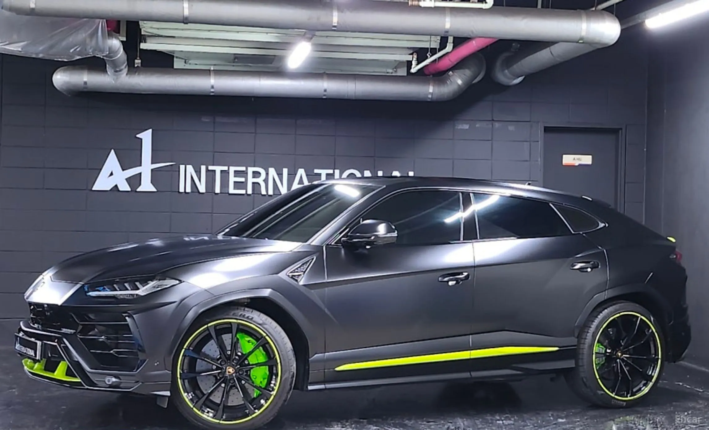 Lamborghini Urus превью 7