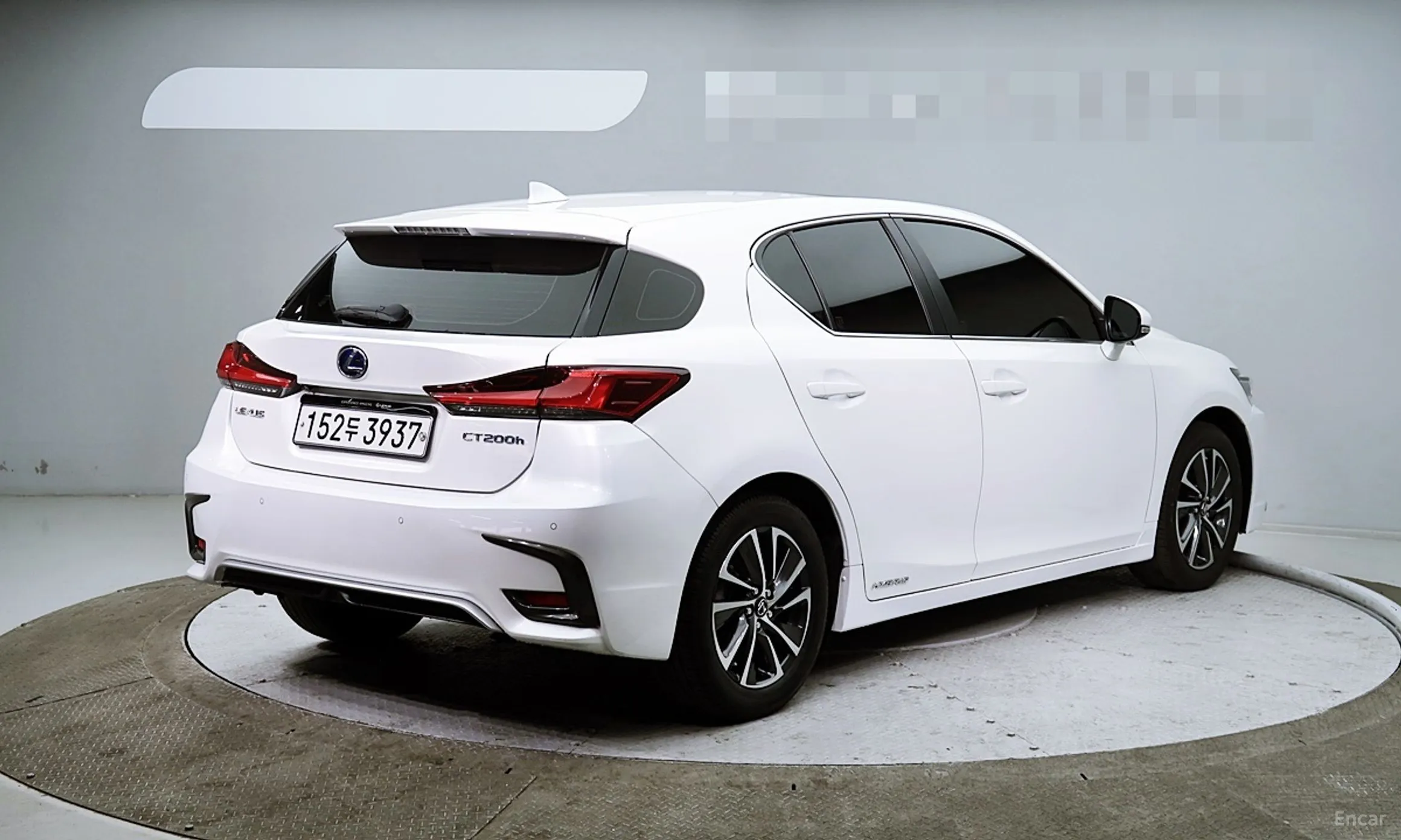 Lexus CT200h превью 4