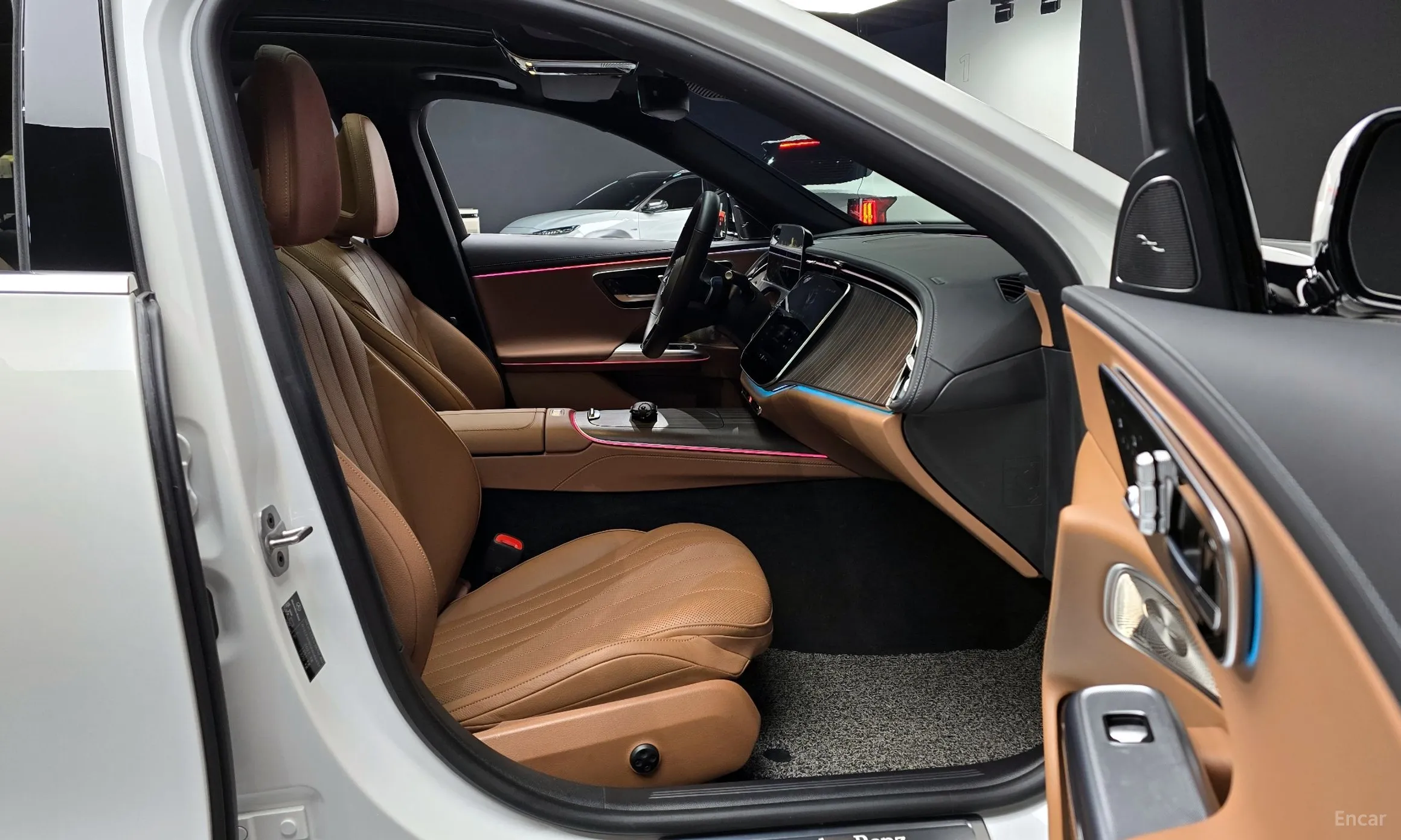 Mercedes Benz E-Class W214 превью 10
