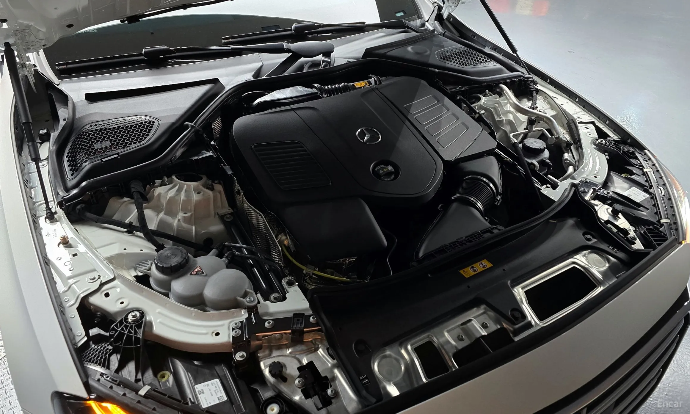 Mercedes Benz E-Class W214 превью 6