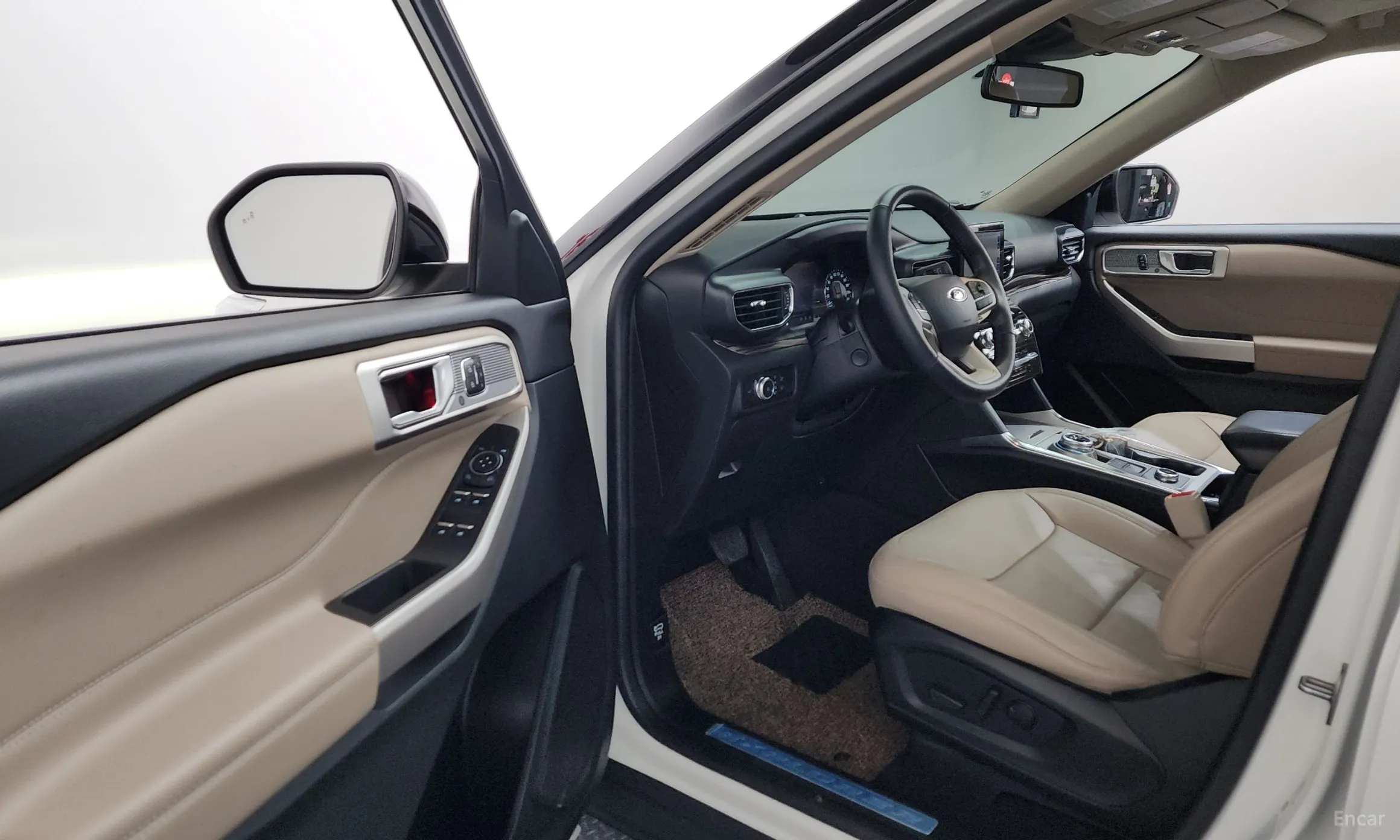 Ford Explorer 6th Generation превью 10