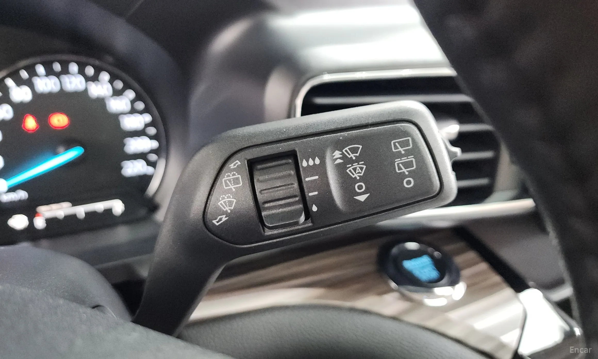Ford Explorer 6th Generation превью 14