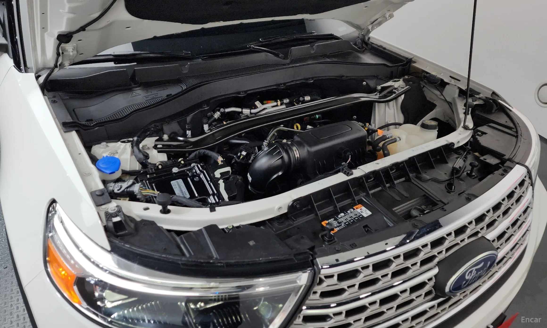Ford Explorer 6th Generation превью 6