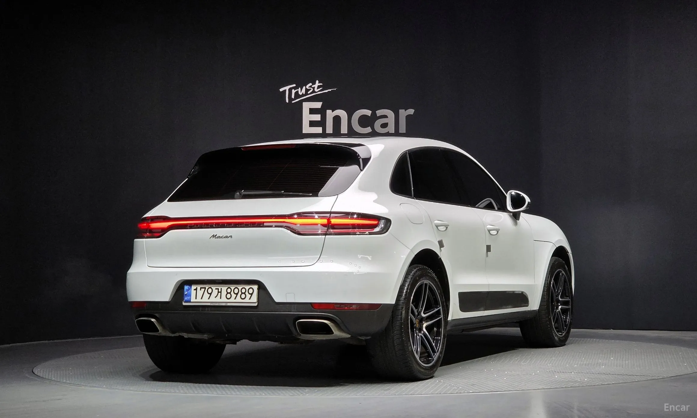 Porsche Macan превью 2
