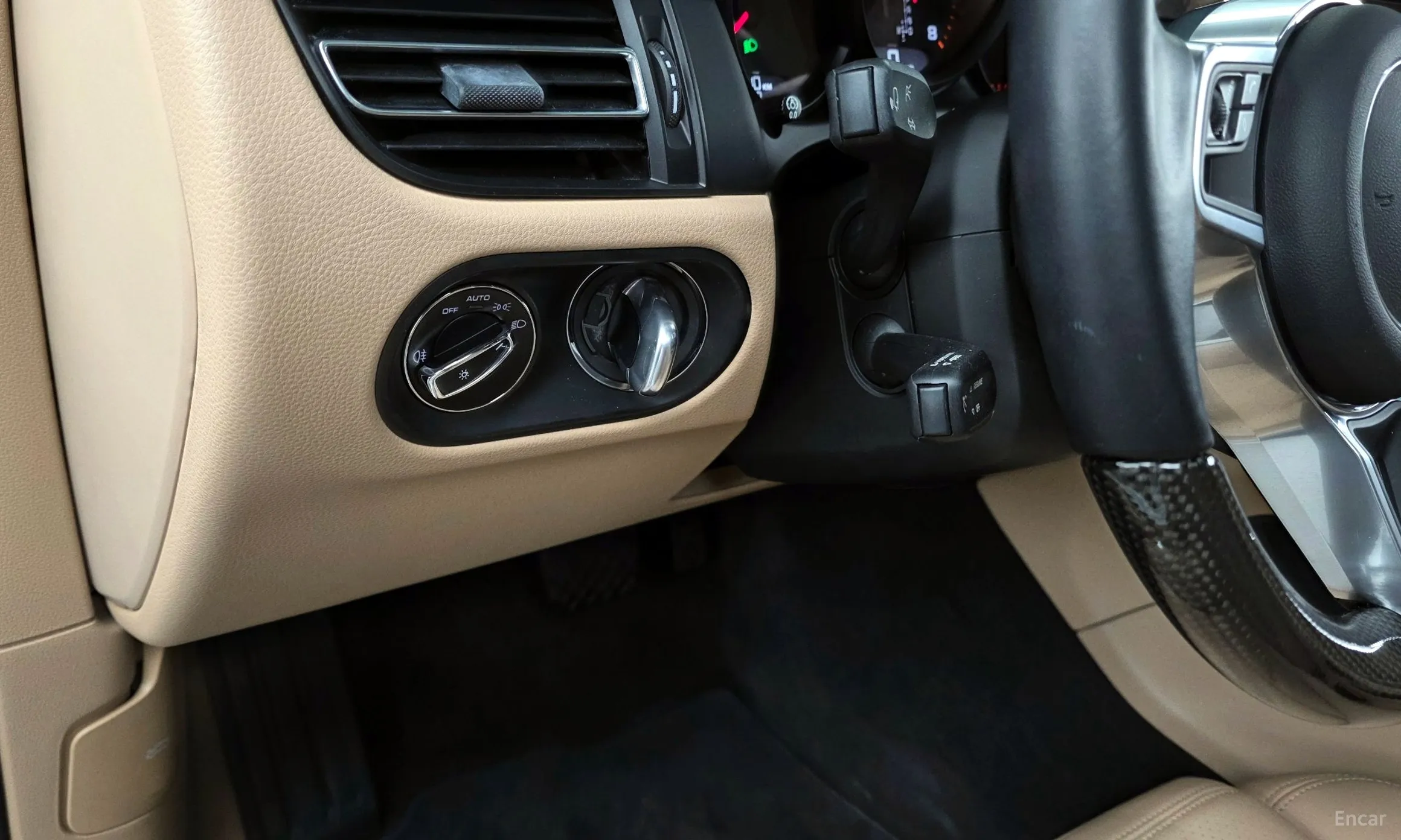 Porsche Macan превью 18