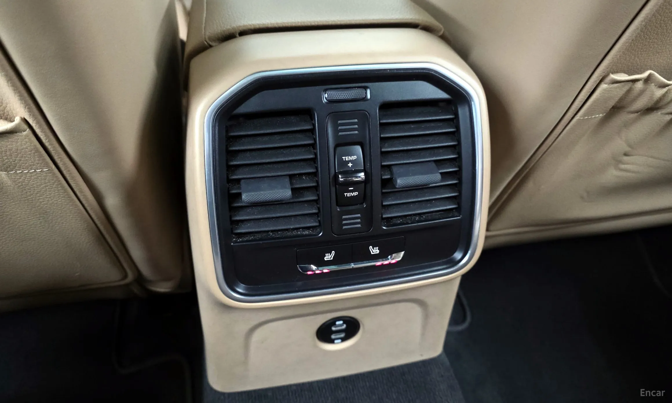 Porsche Macan превью 19
