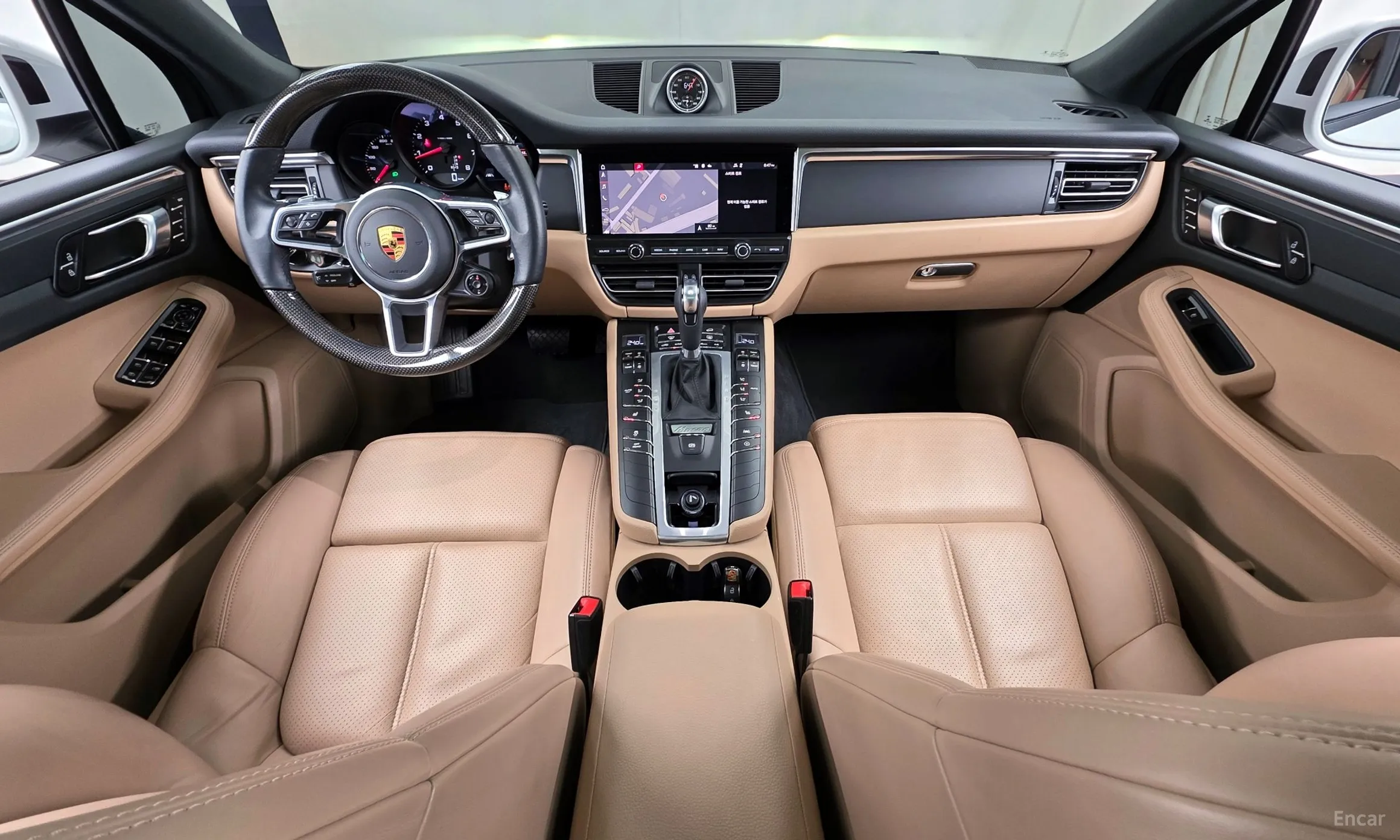 Porsche Macan превью 7