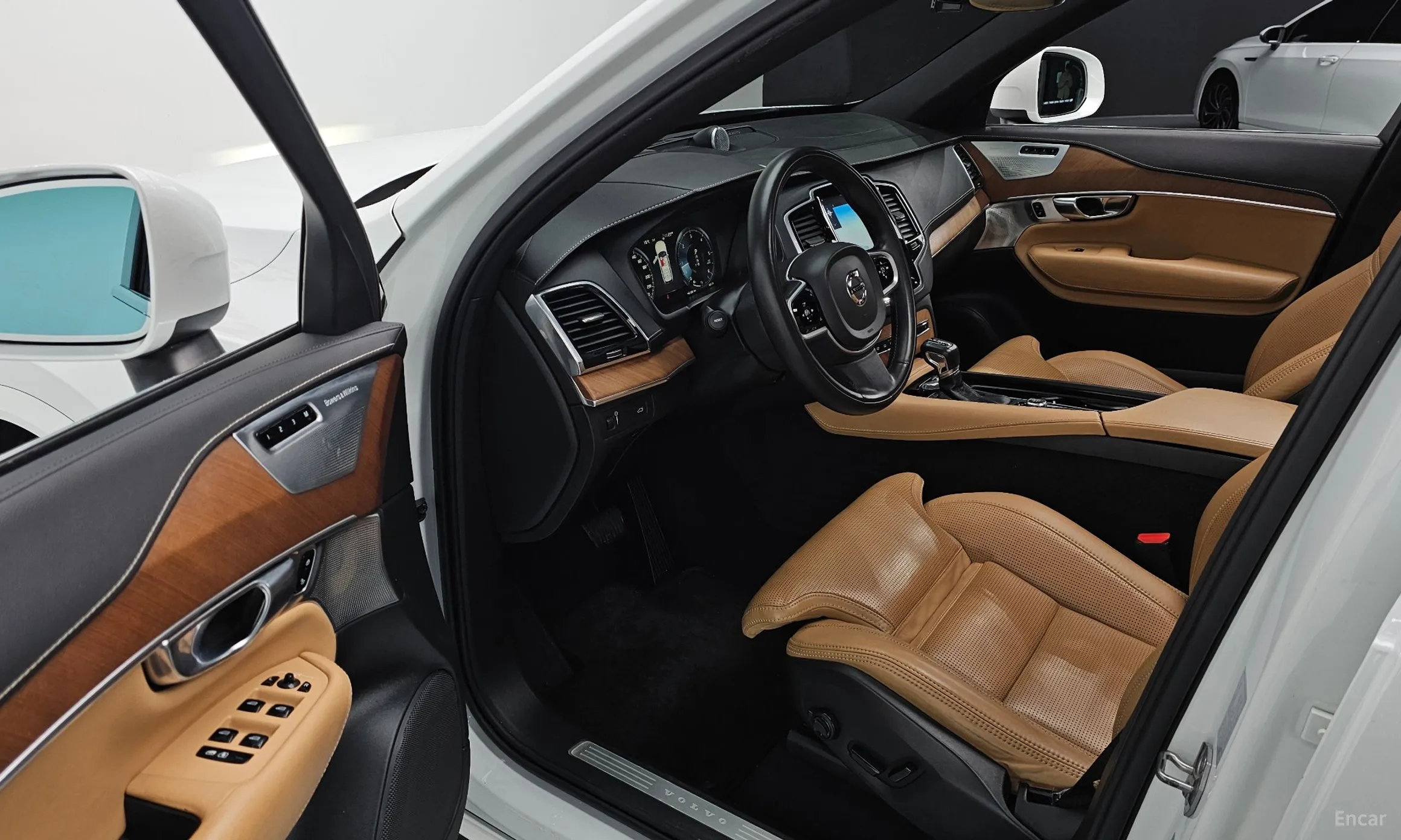 Volvo XC90 Gen 2 превью 11