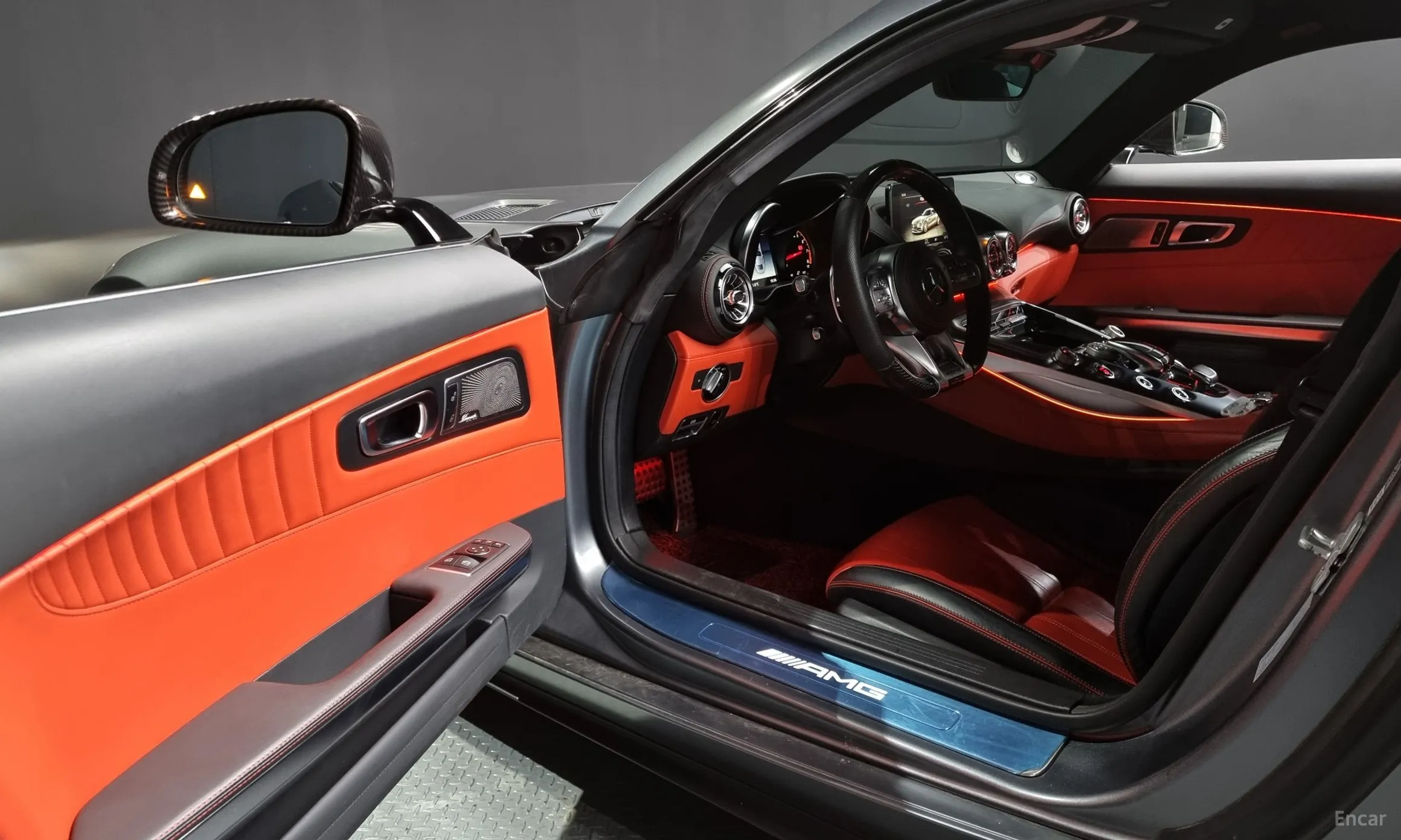 Mercedes Benz AMG GT превью 10