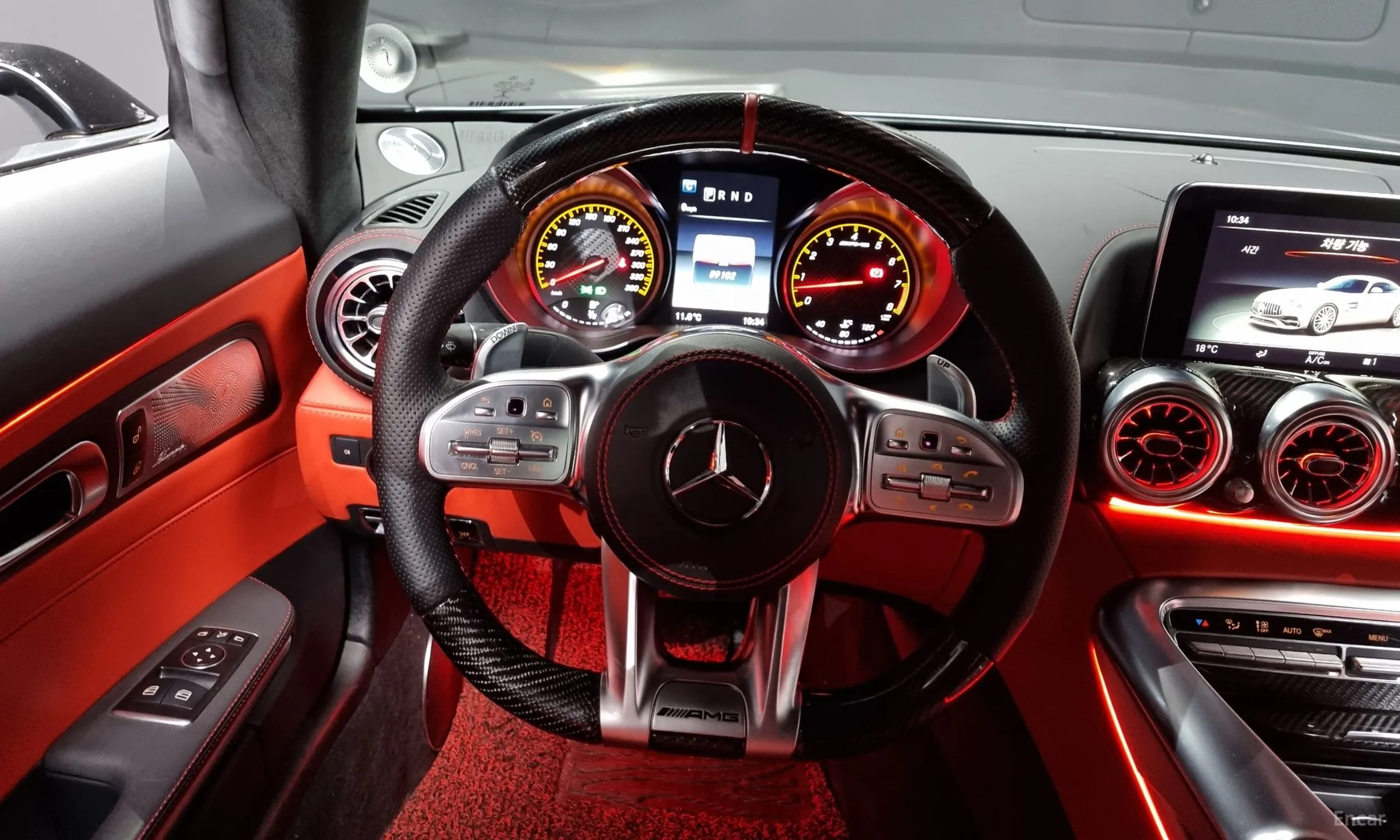 Mercedes Benz AMG GT превью 12