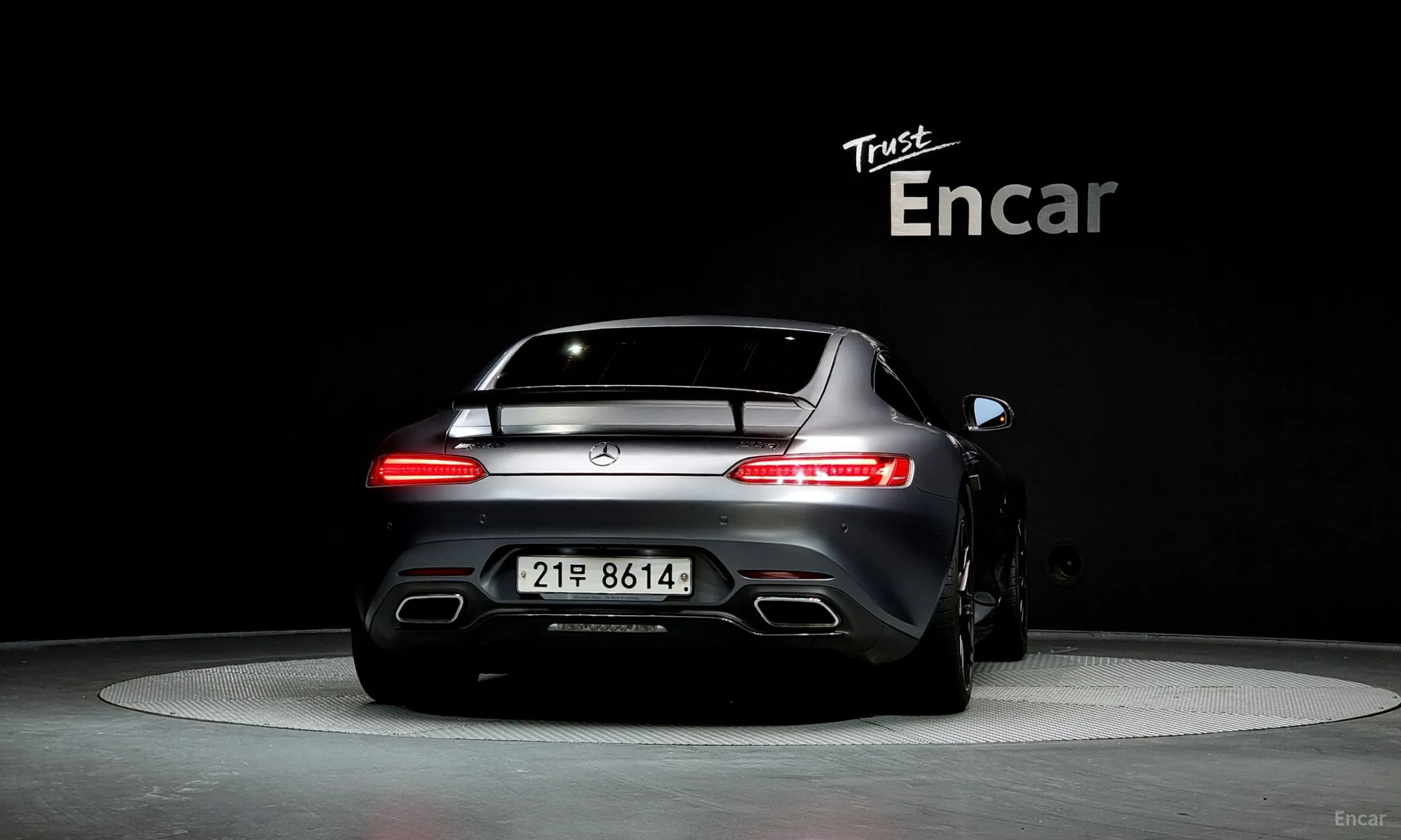 Mercedes Benz AMG GT превью 4