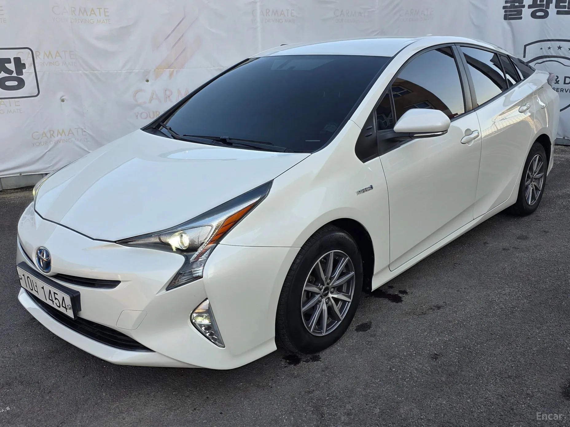 Toyota Prius 4th Generation превью 2