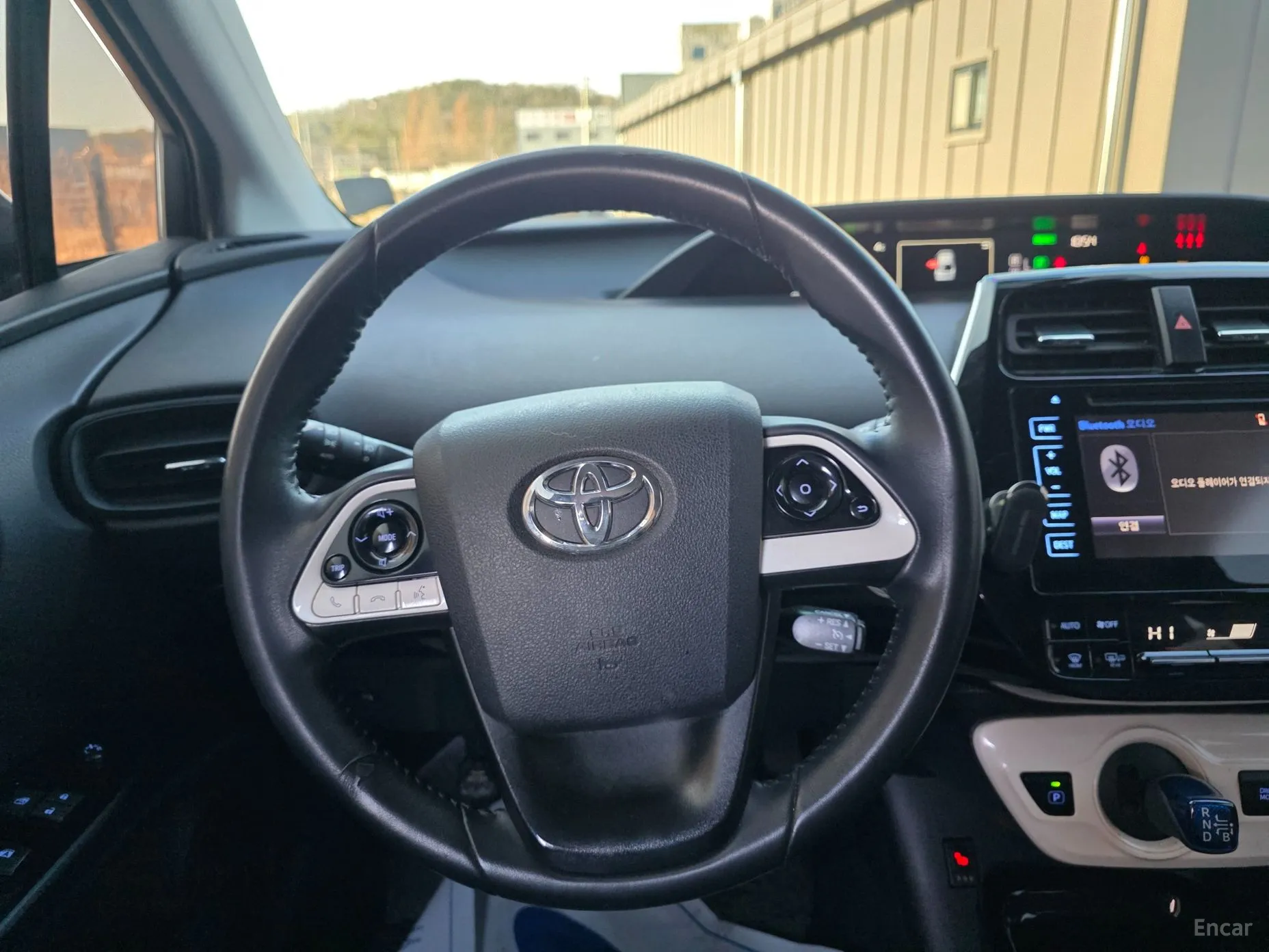 Toyota Prius 4th Generation превью 7