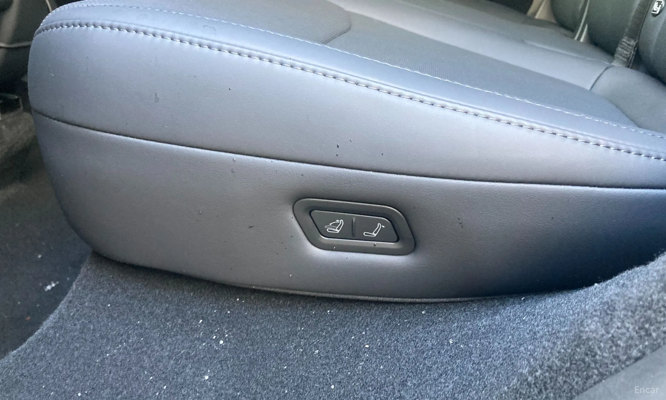 Tesla Model Y превью 19
