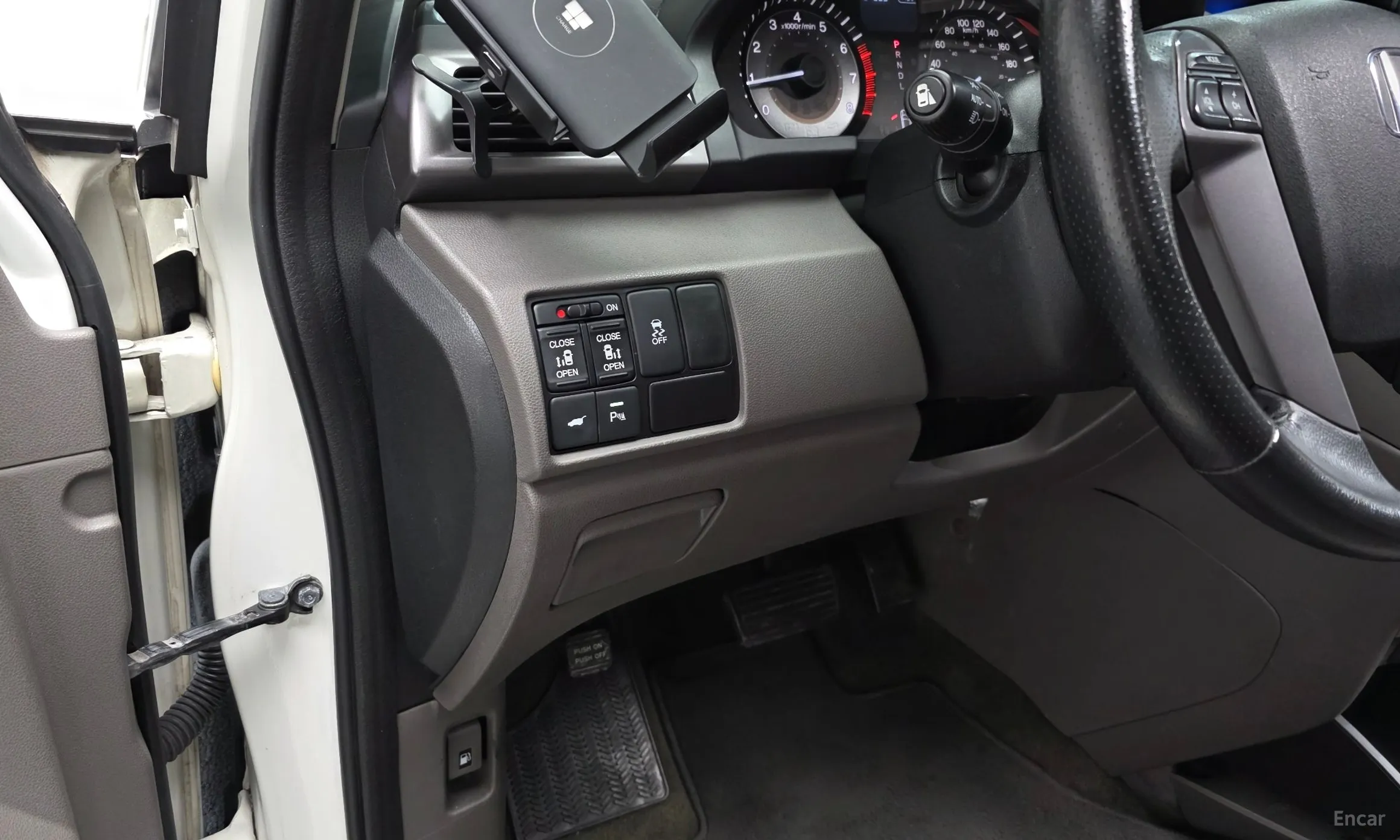 Honda Odyssey превью 13