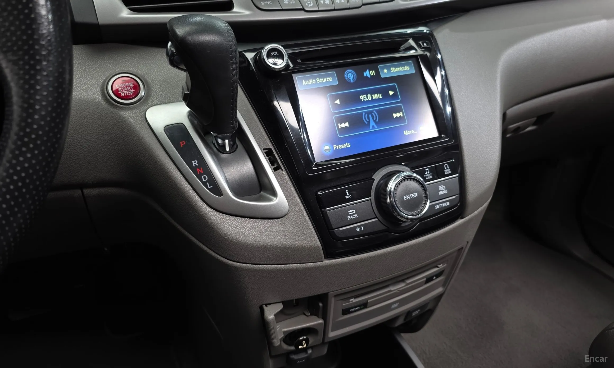 Honda Odyssey превью 9