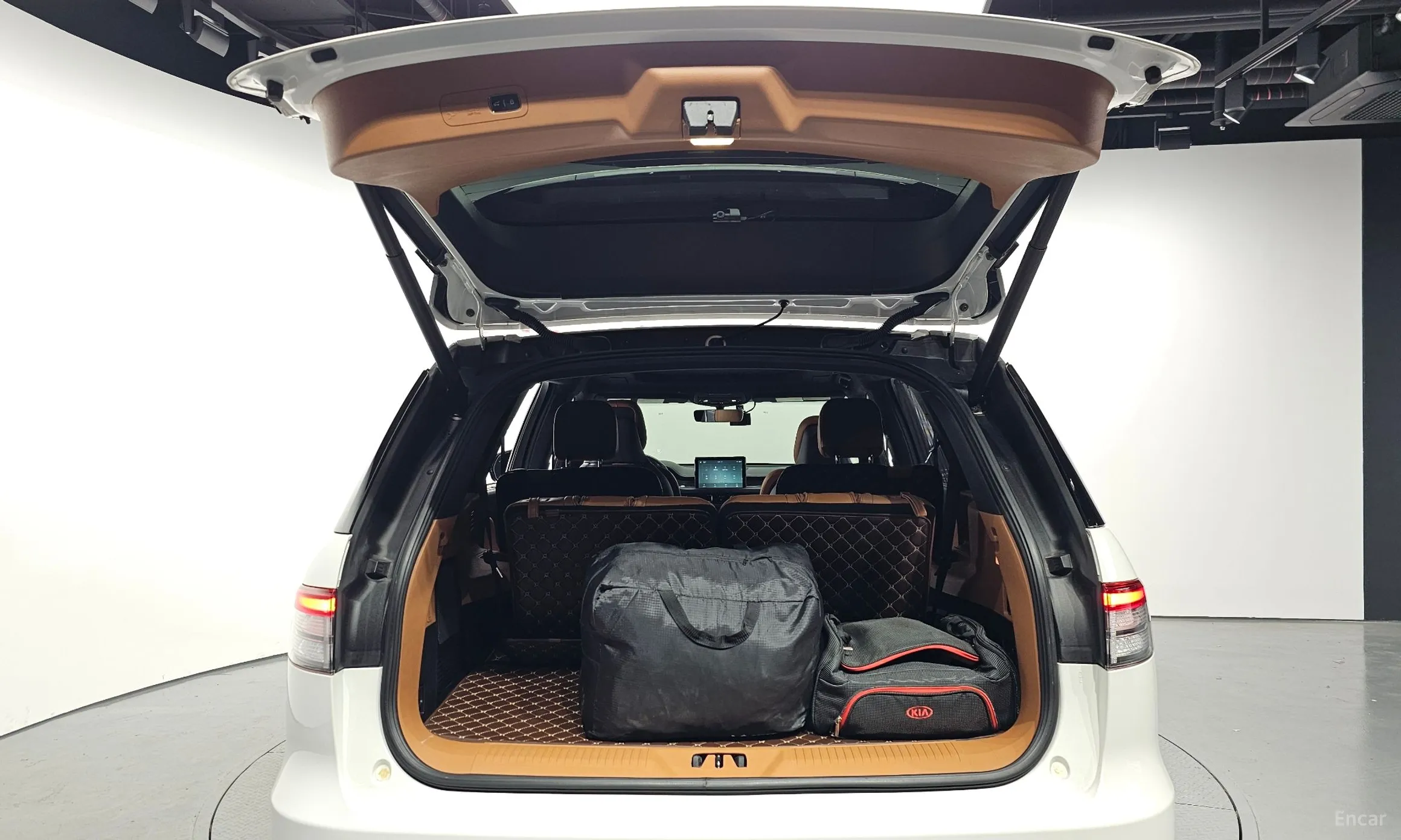 Lincoln Aviator 2nd Generation превью 20