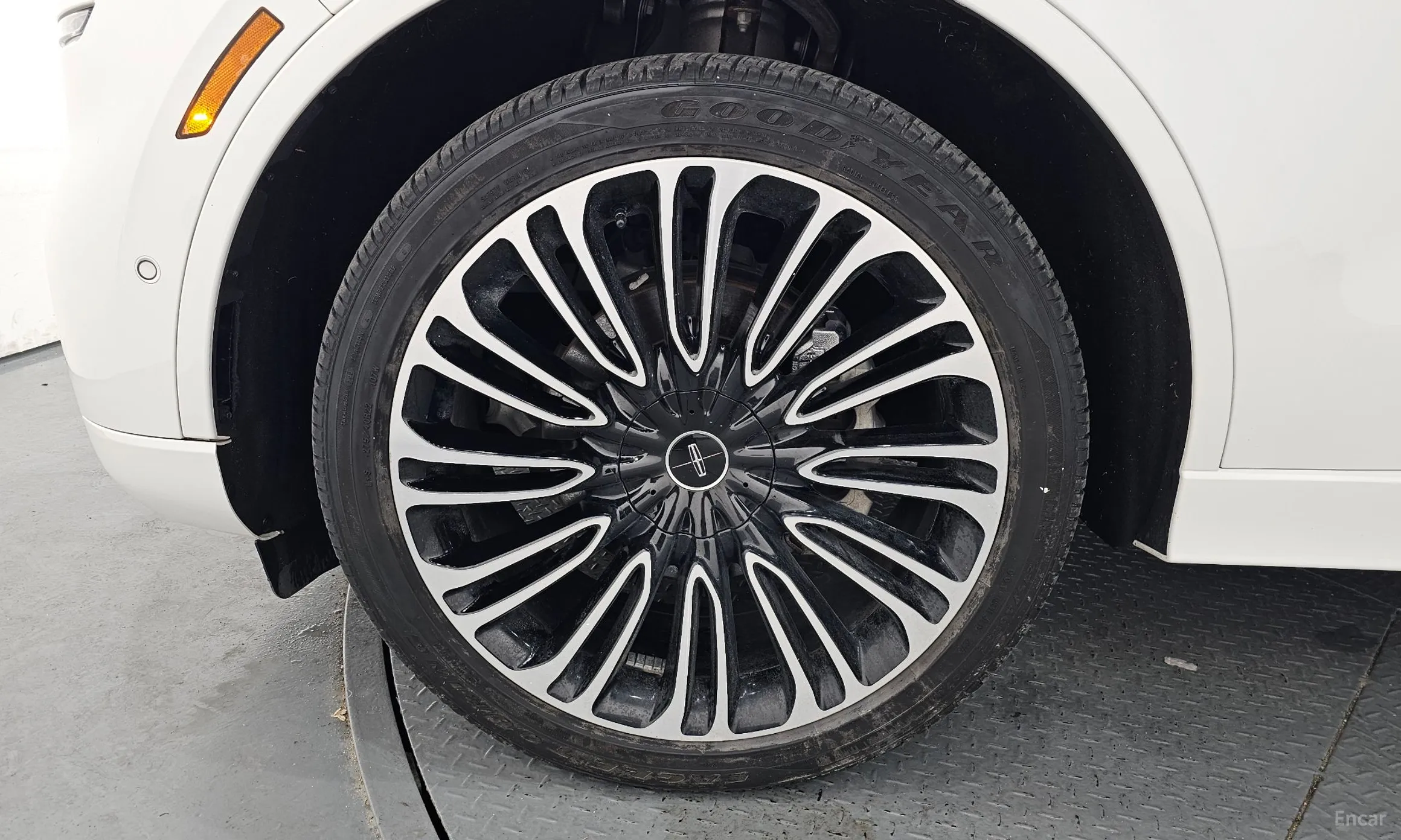 Lincoln Aviator 2nd Generation превью 5