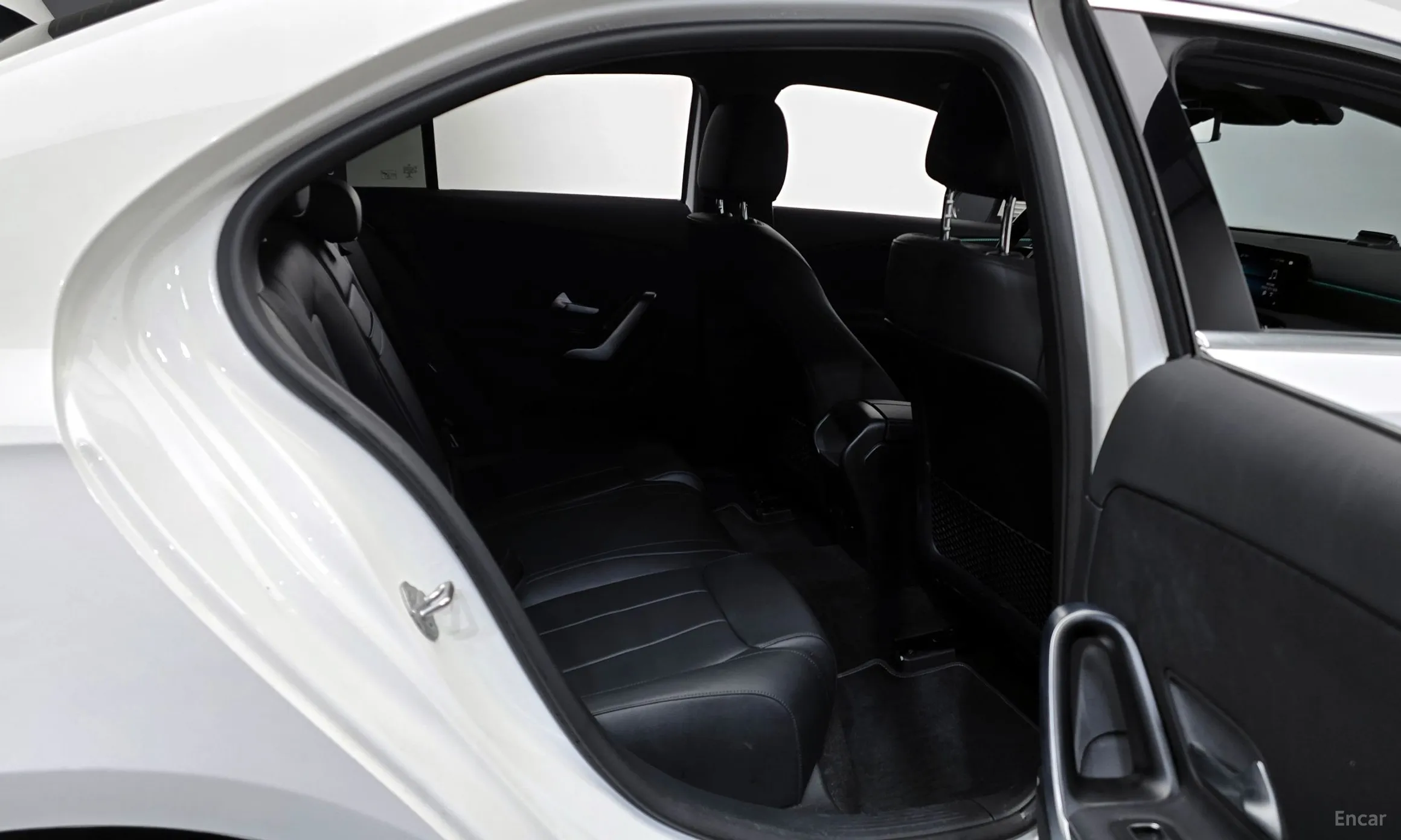 Mercedes Benz A-Class W177 превью 12