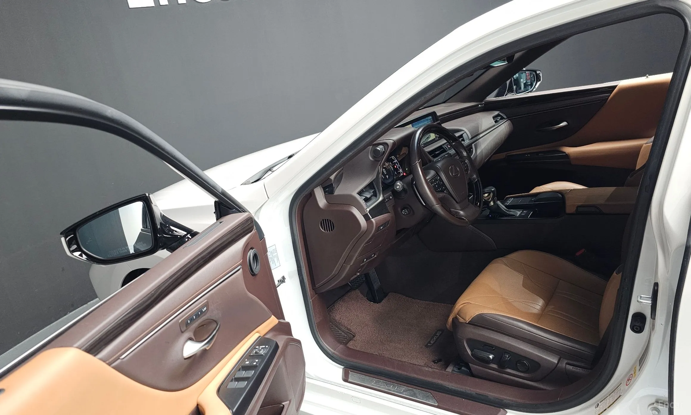 Lexus ES300h 7th Generation превью 10