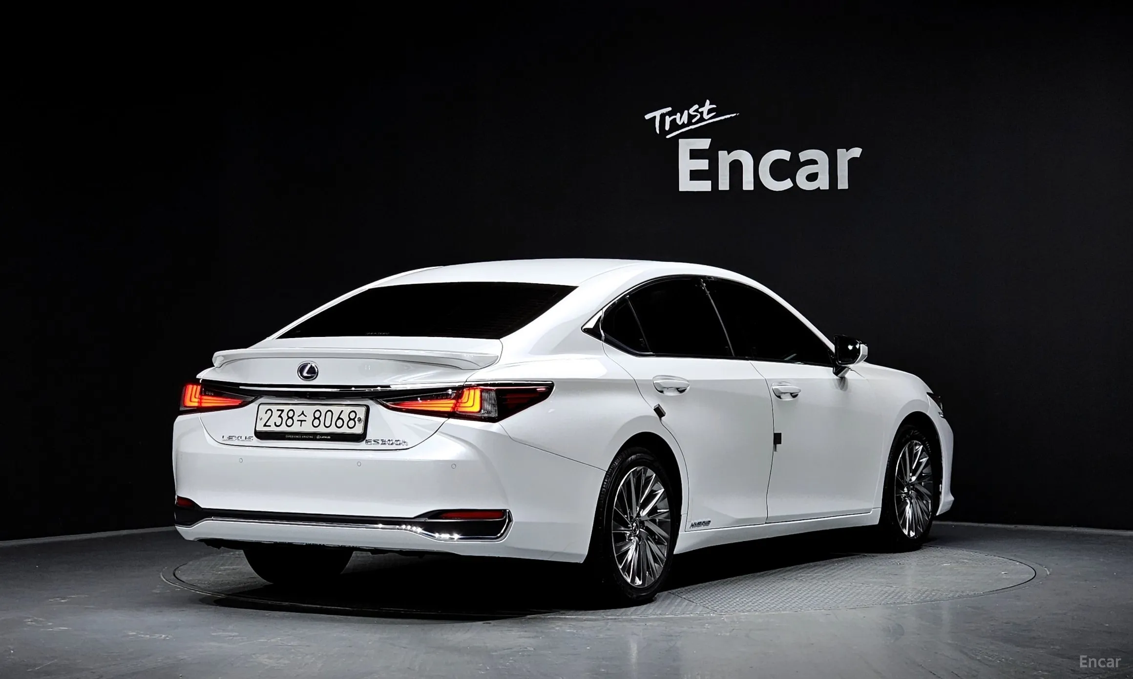 Lexus ES300h 7th Generation