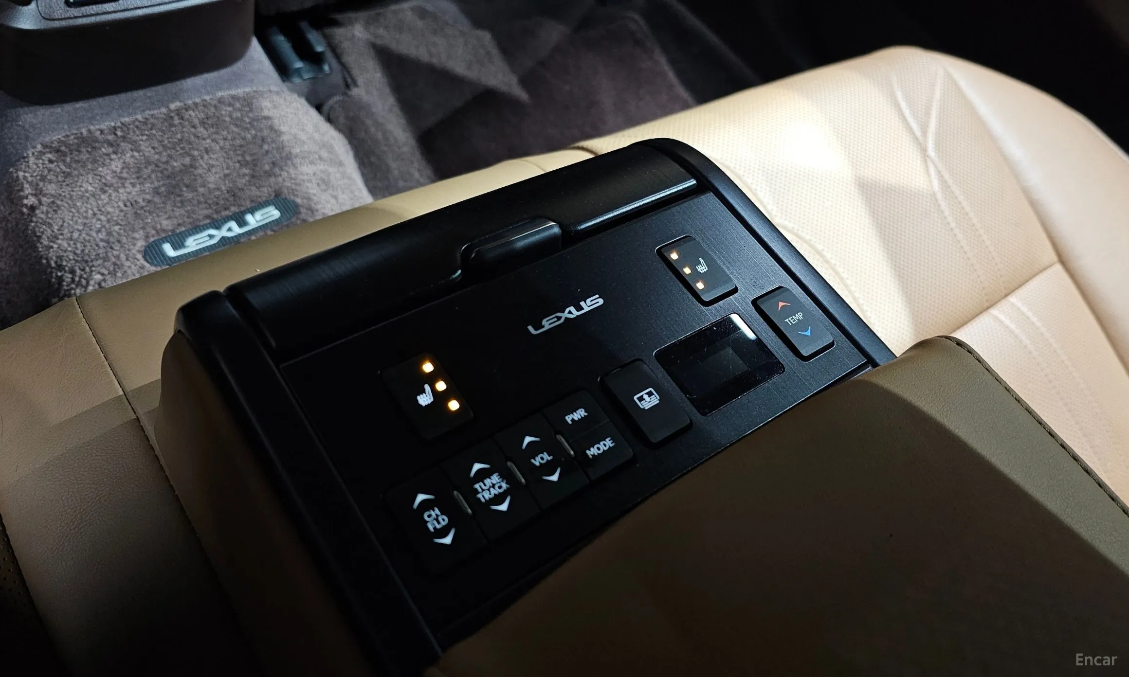 Lexus ES300h 7th Generation превью 19