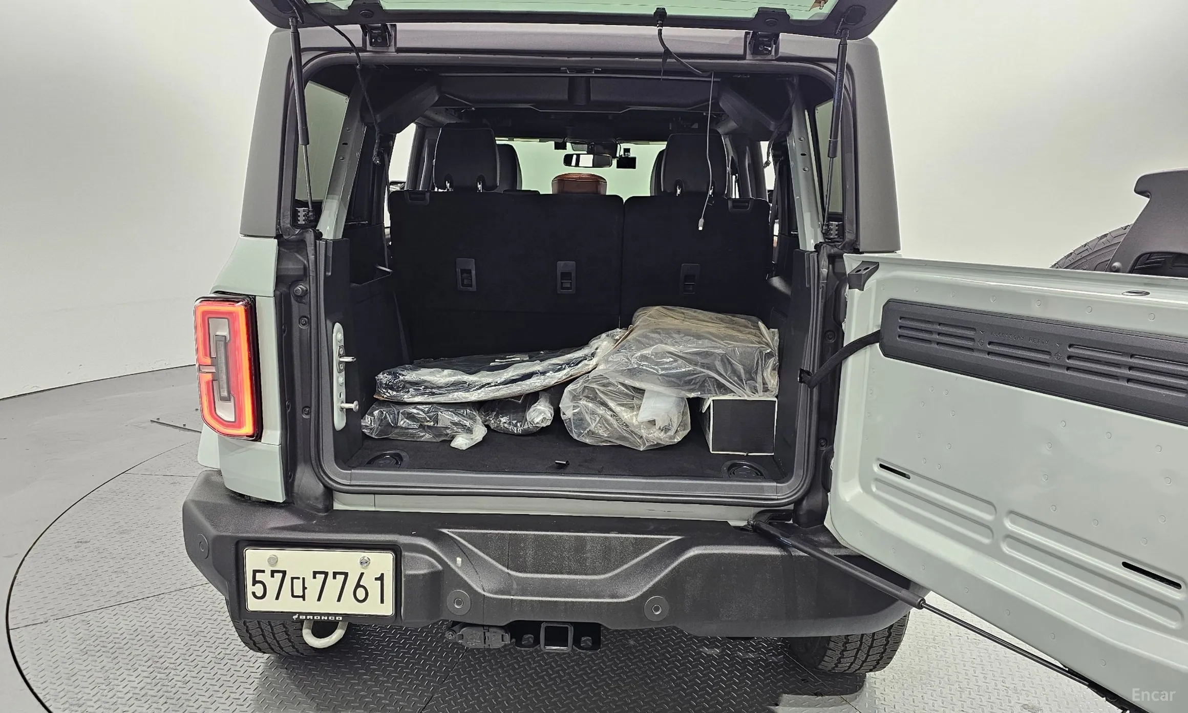 Ford Bronco 6th Generation превью 20