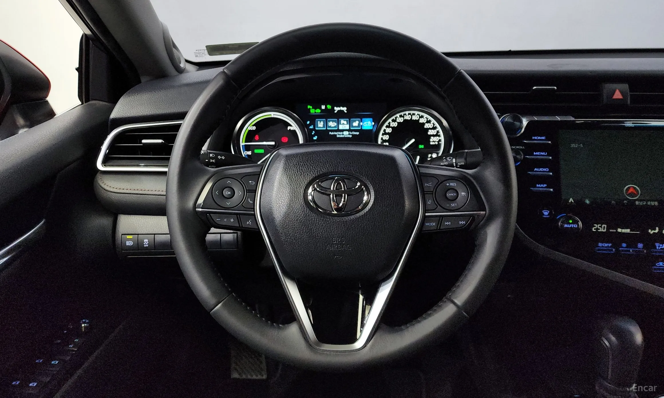Toyota Camry (XV70) превью 15