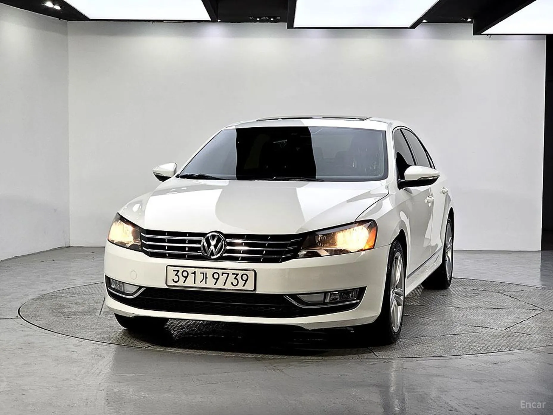 Volkswagen The New Passat превью 2