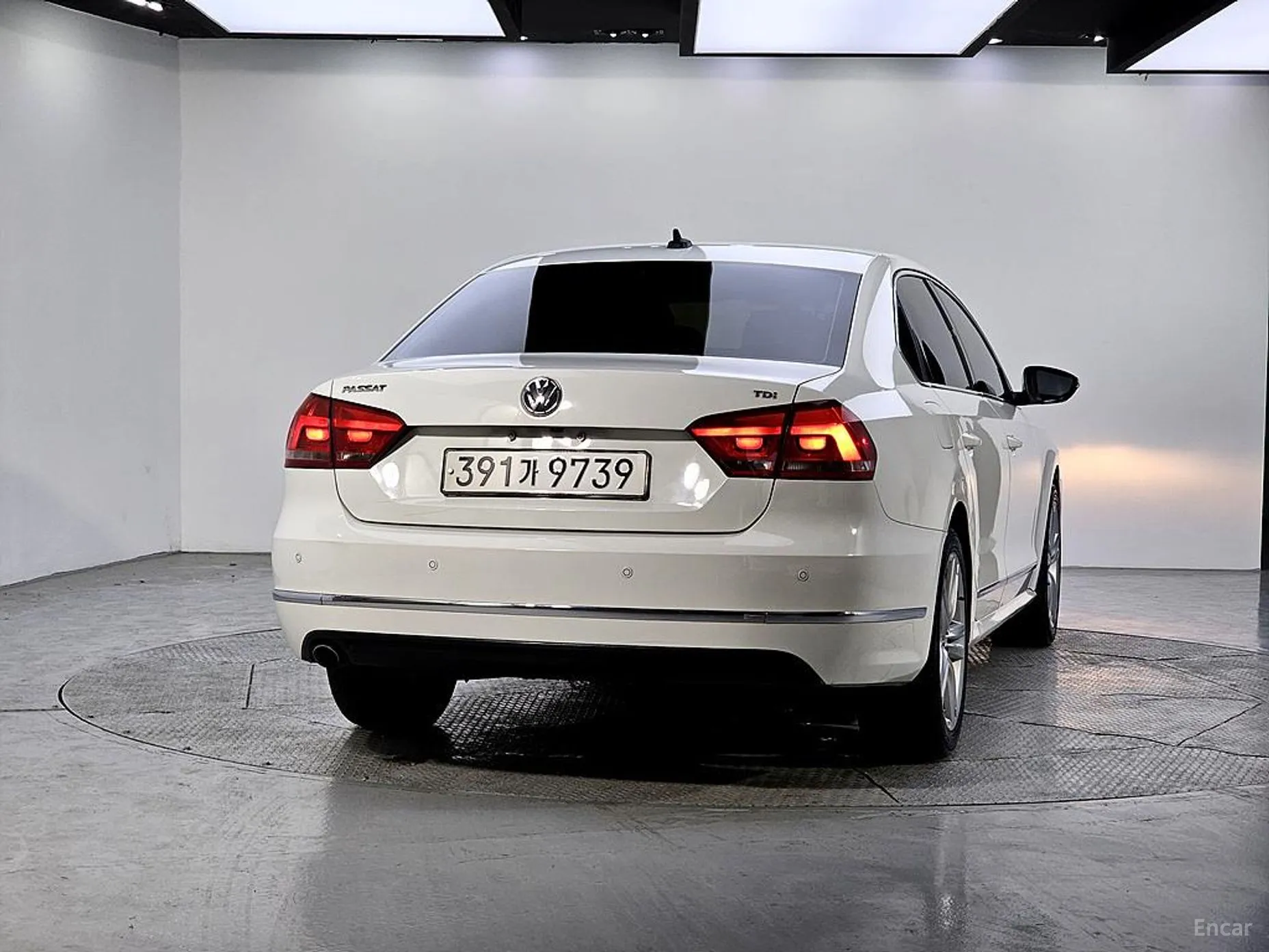Volkswagen The New Passat превью 3