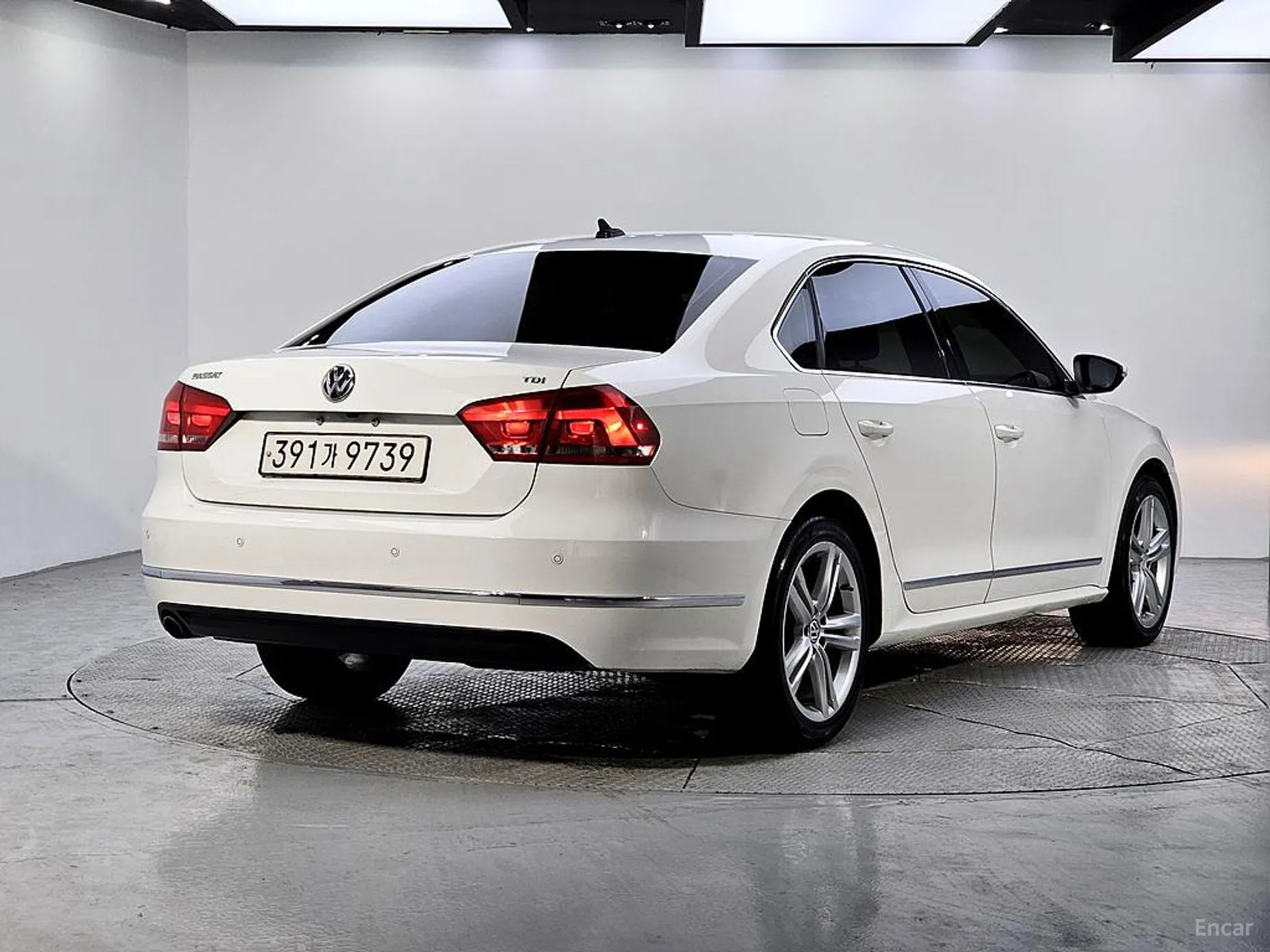 Volkswagen The New Passat превью 4