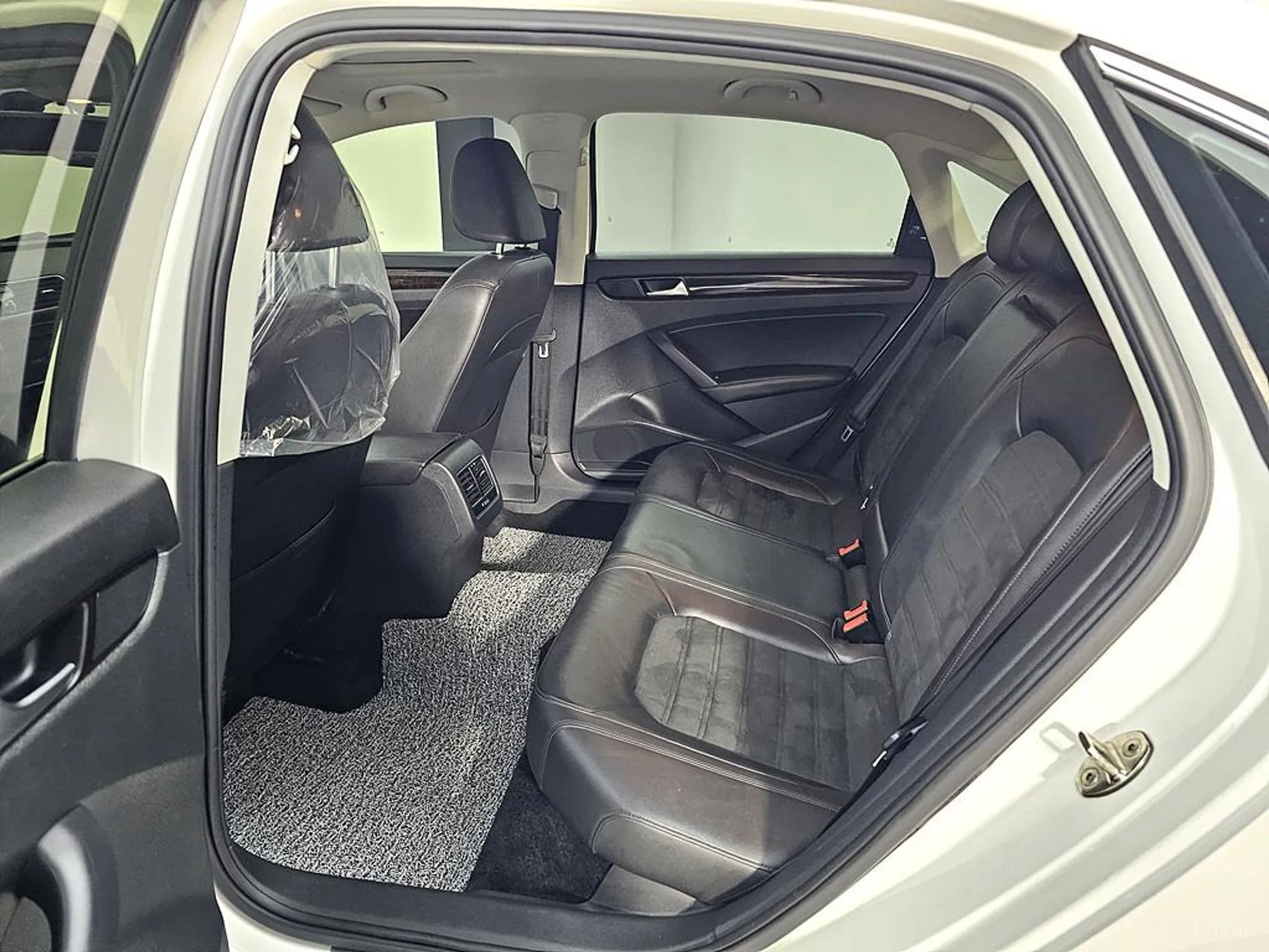 Volkswagen The New Passat превью 9