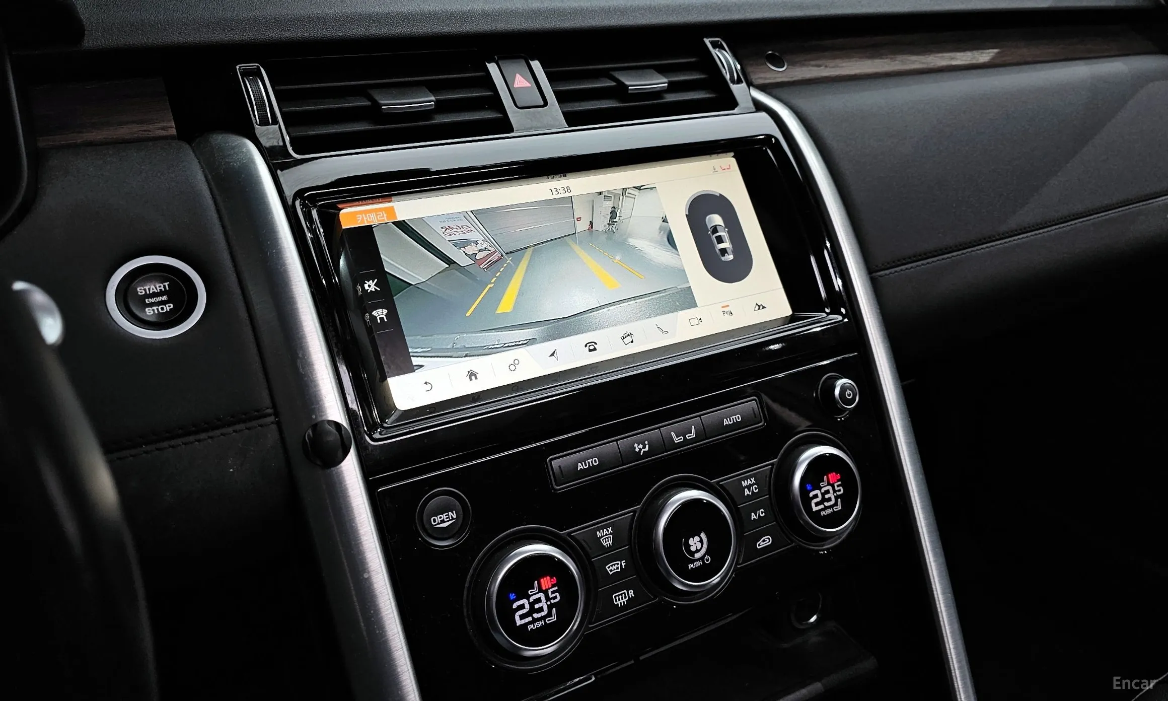 Land Rover Discovery 5 превью 16