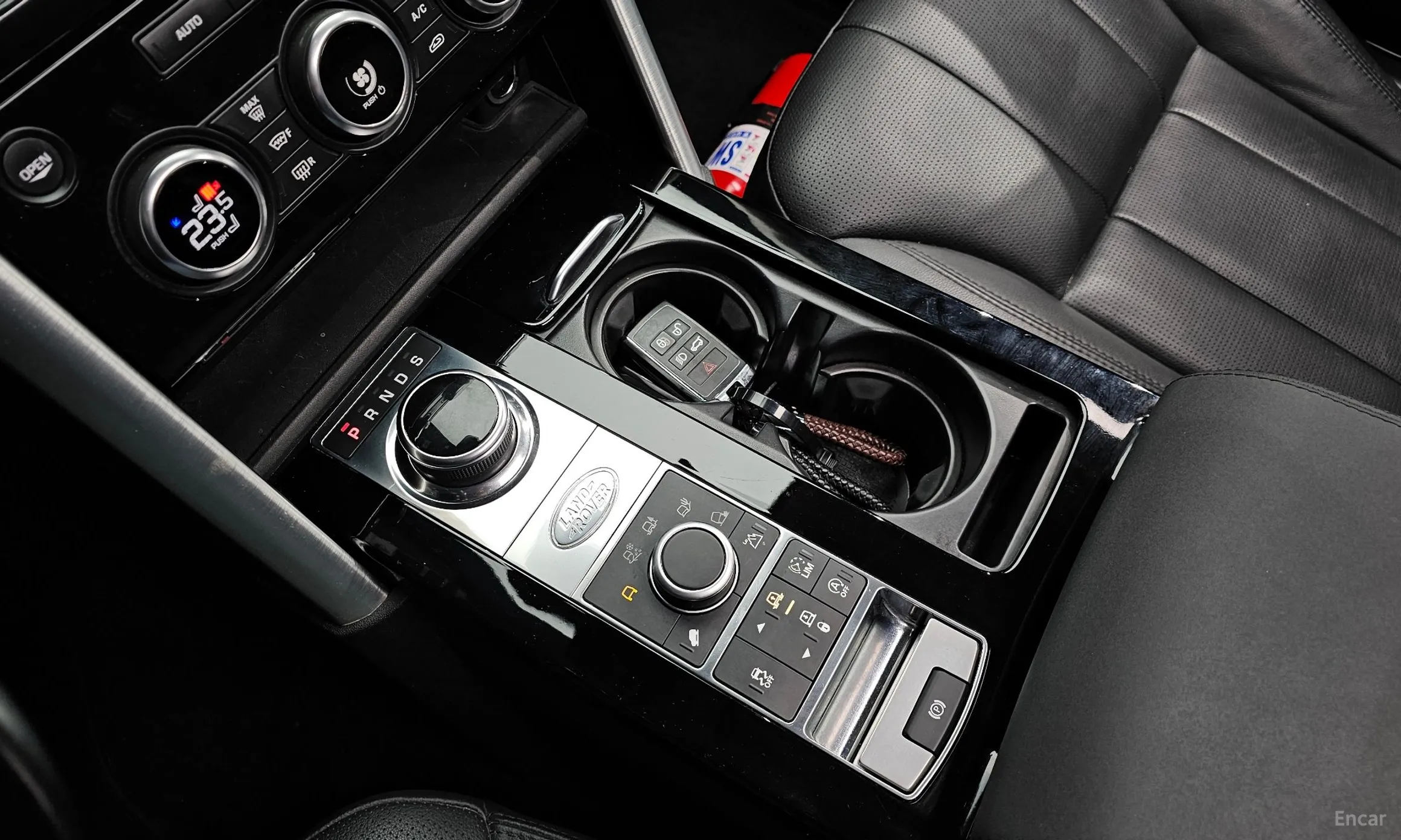 Land Rover Discovery 5 превью 9