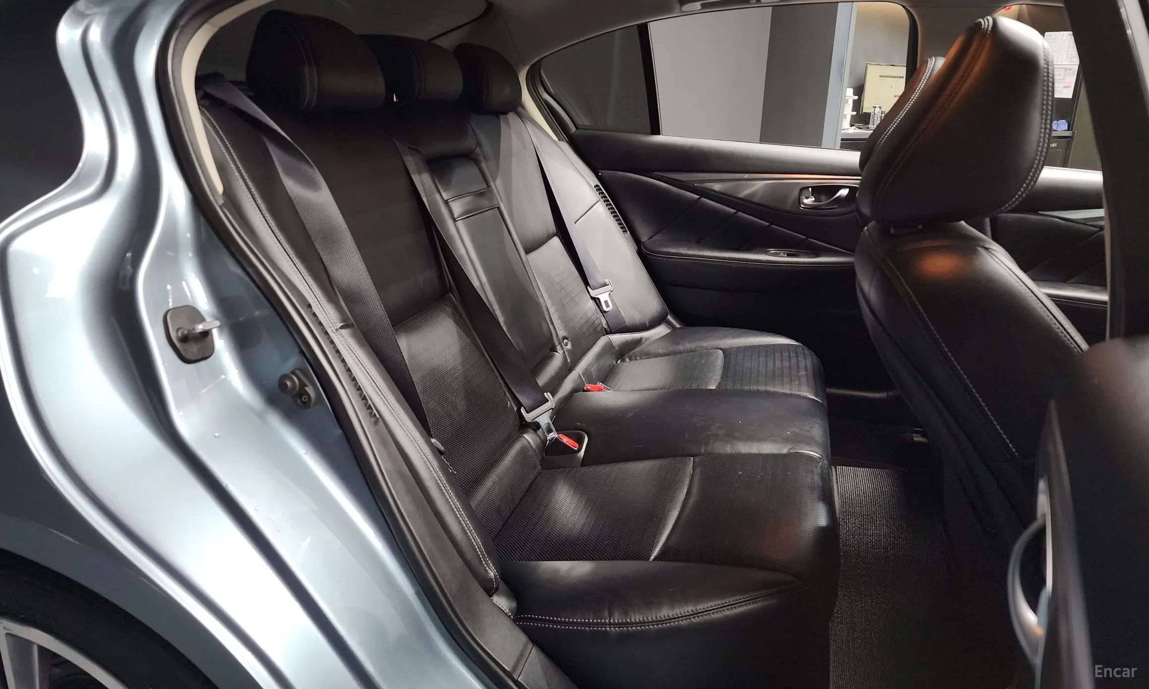 Infiniti Q50 превью 11