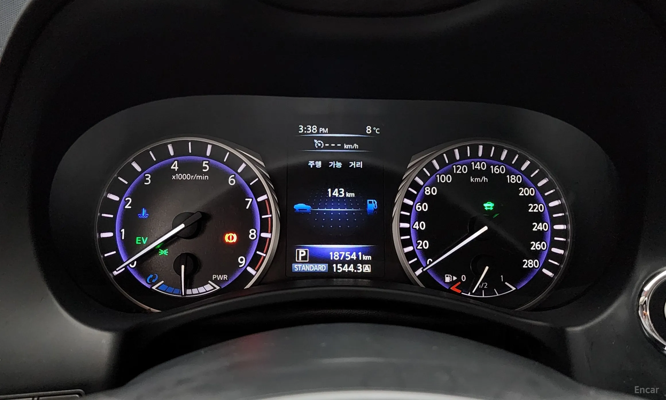 Infiniti Q50 превью 8