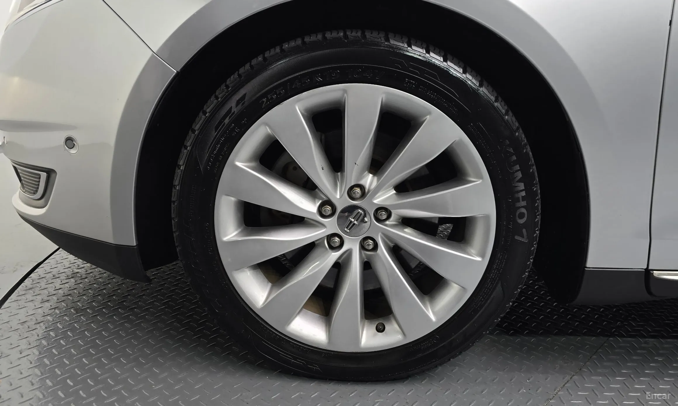 Lincoln New MKS превью 5
