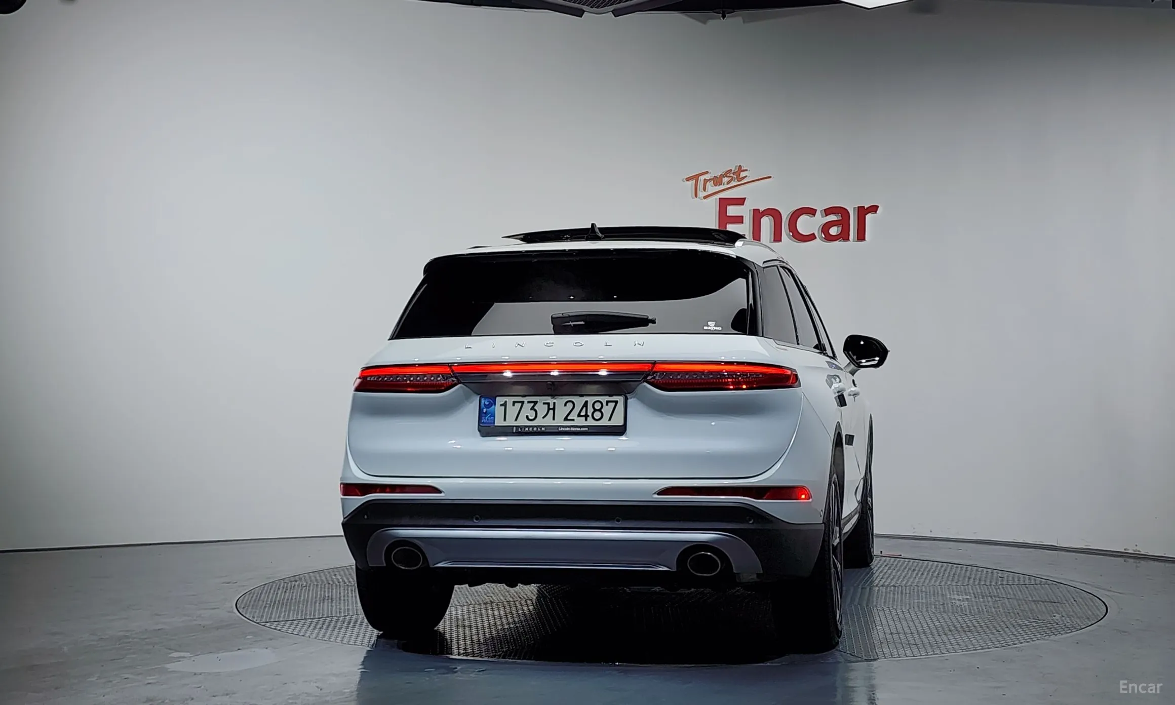 Lincoln Corsair превью 4
