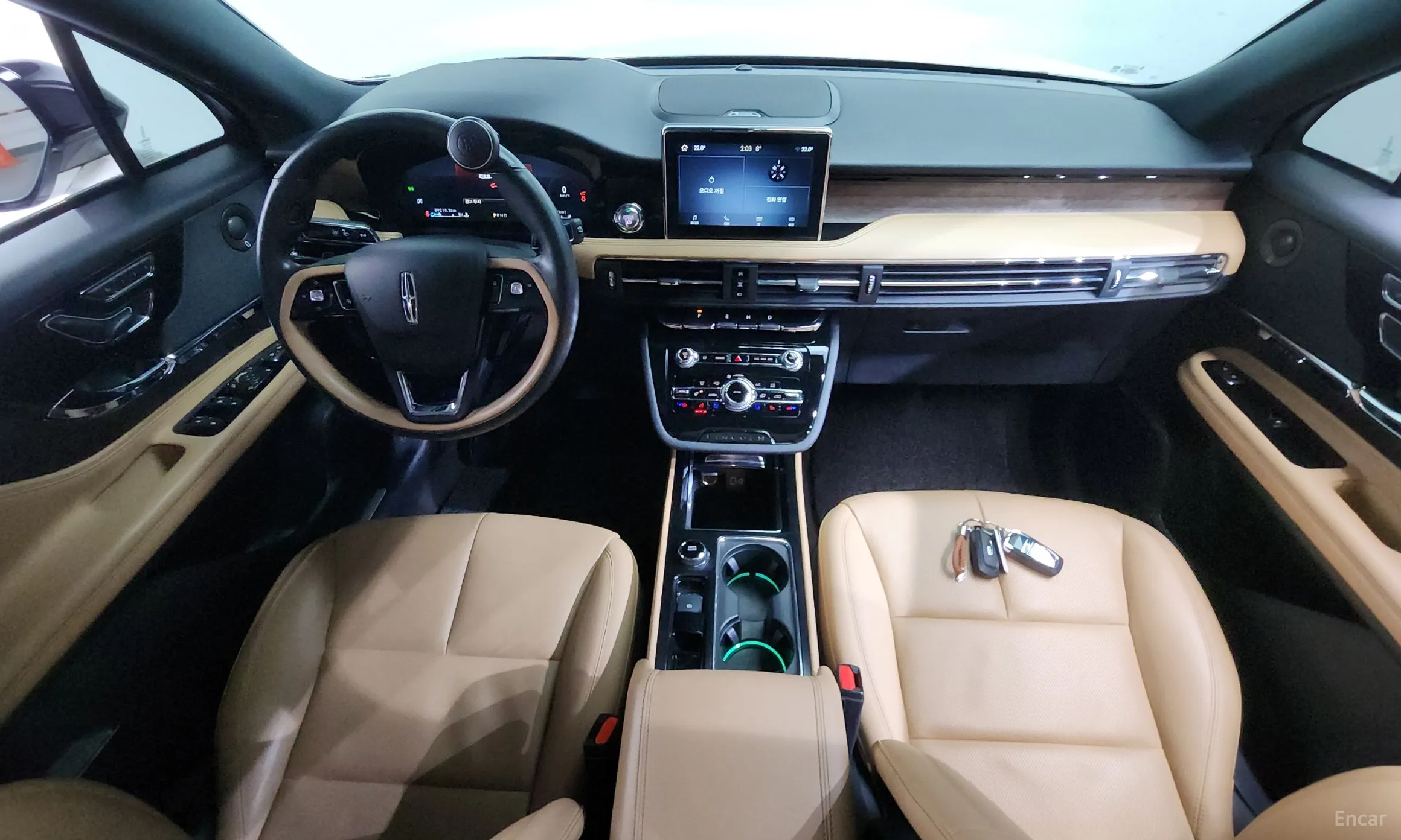 Lincoln Corsair превью 7