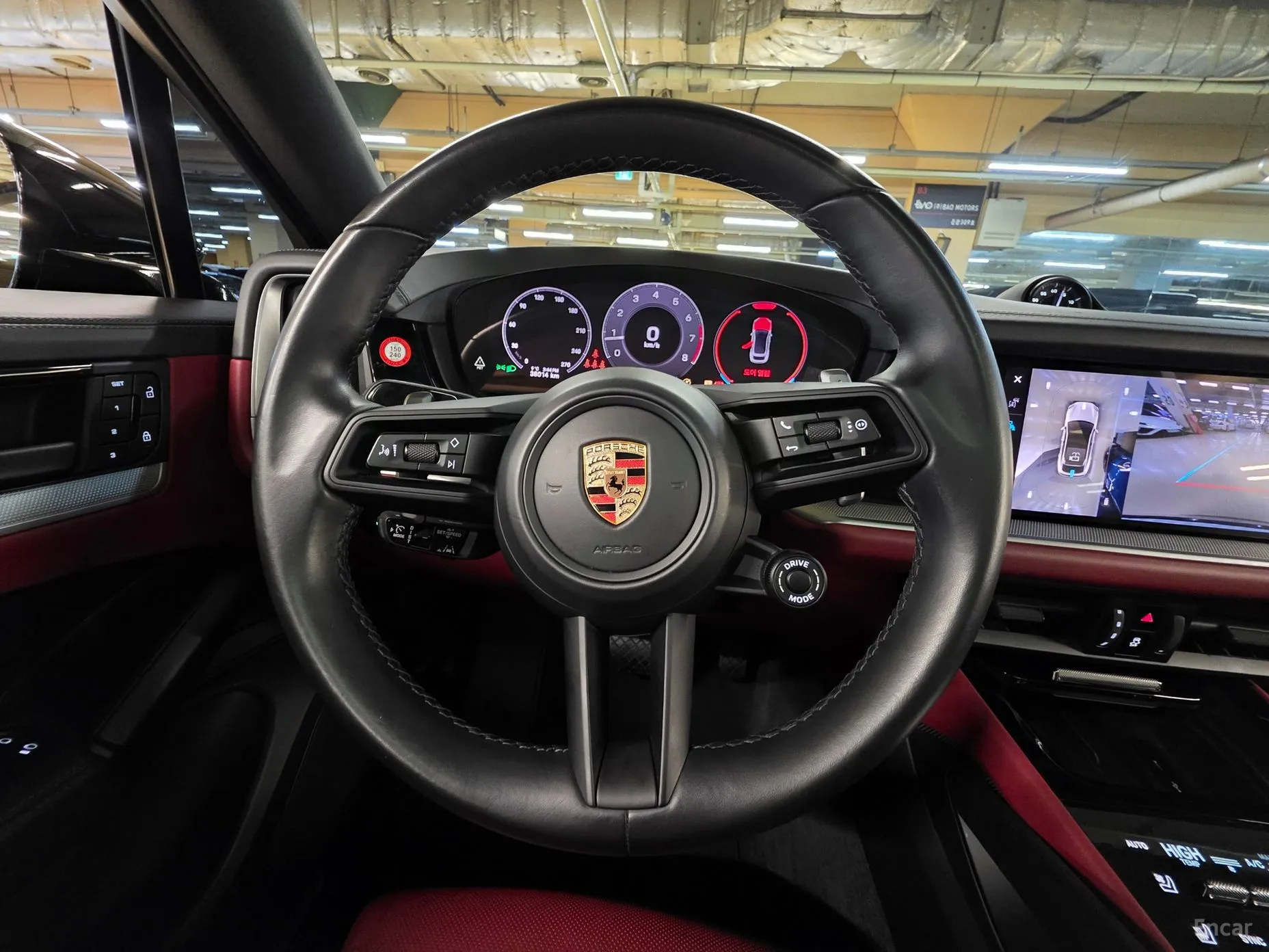 Porsche Cayenne (PO536) превью 8