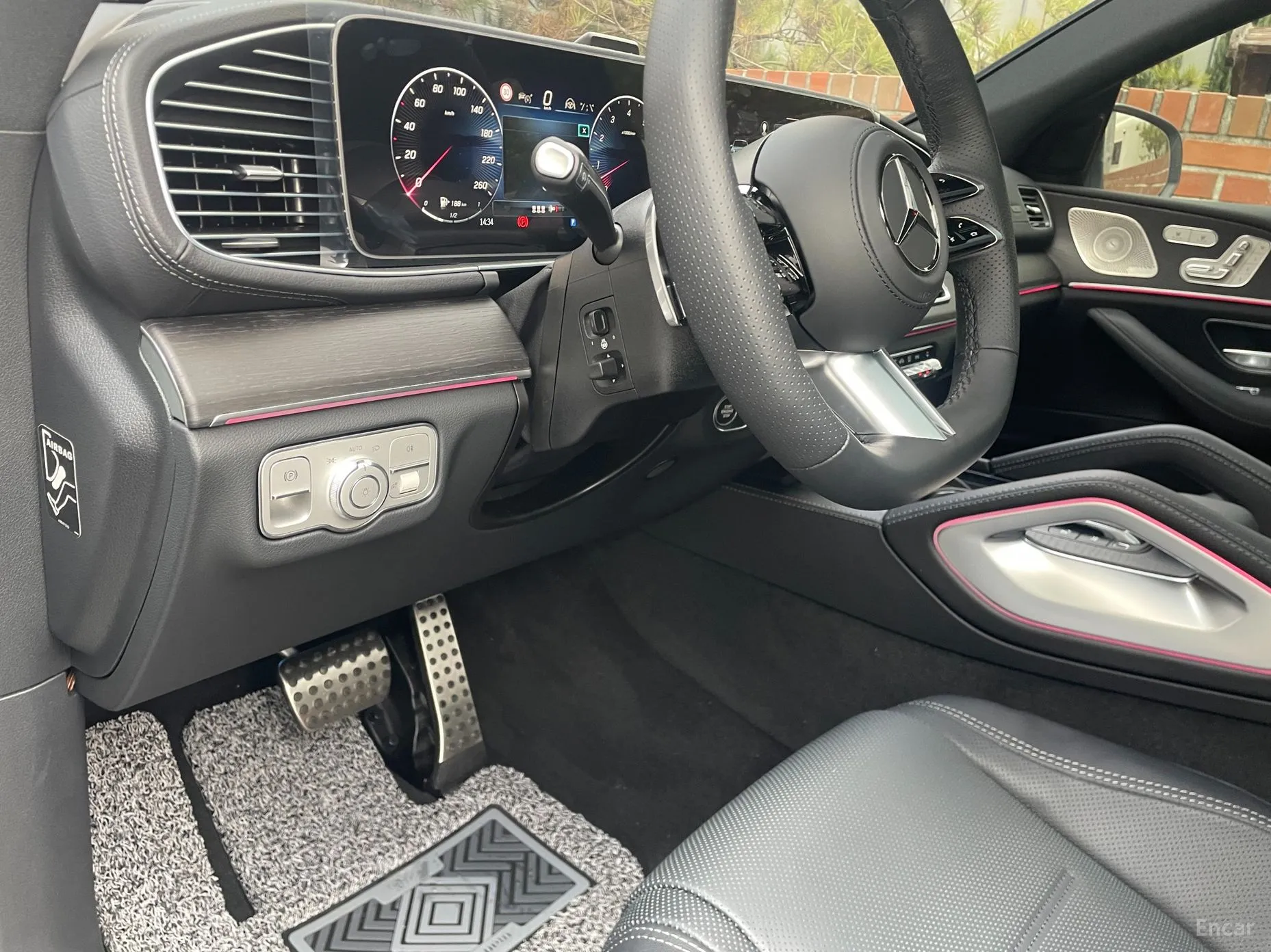 Mercedes Benz GLE-Class W167 превью 15