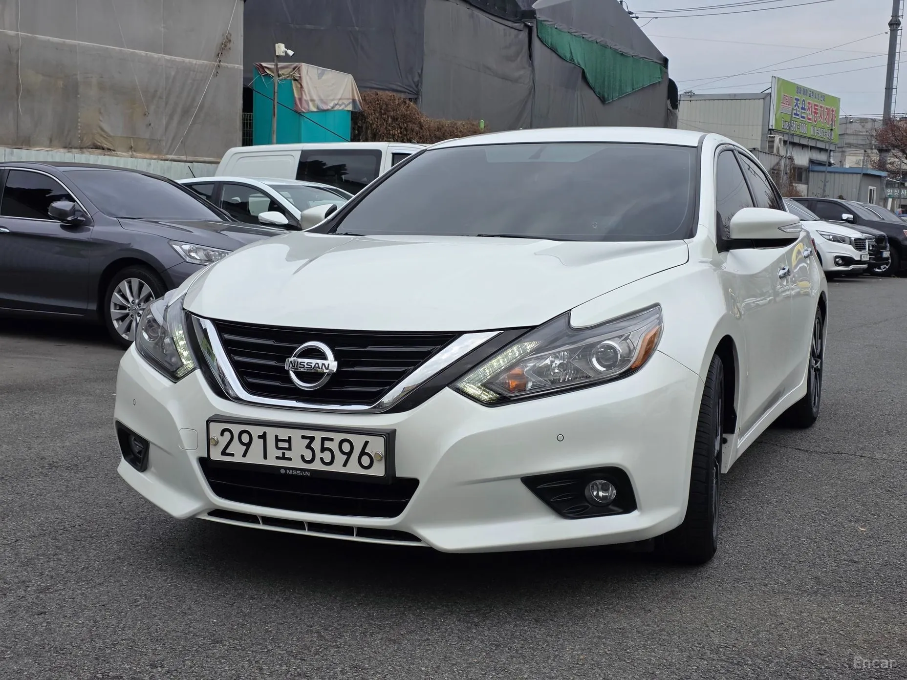 Nissan Altima