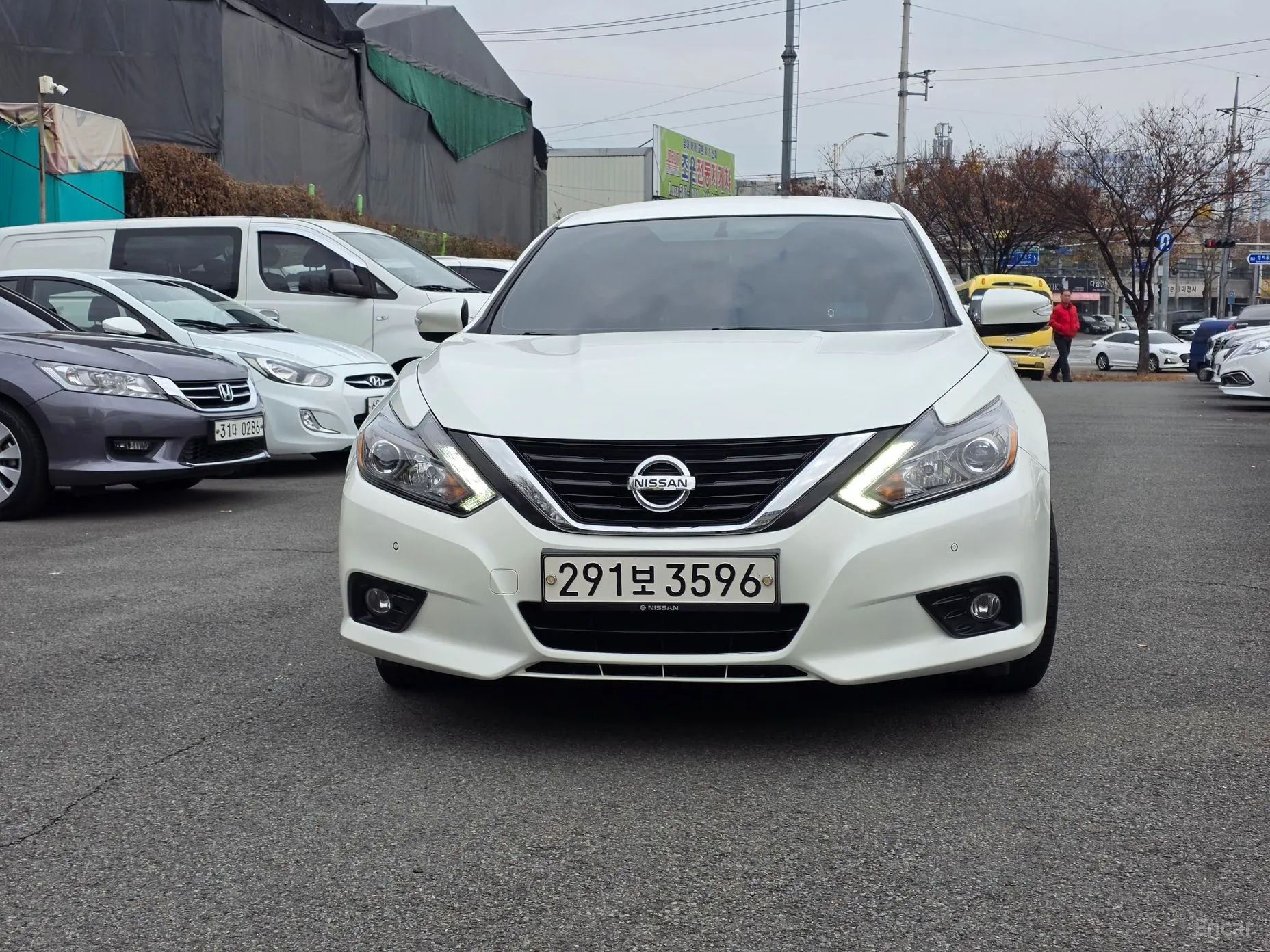 Nissan Altima превью 3
