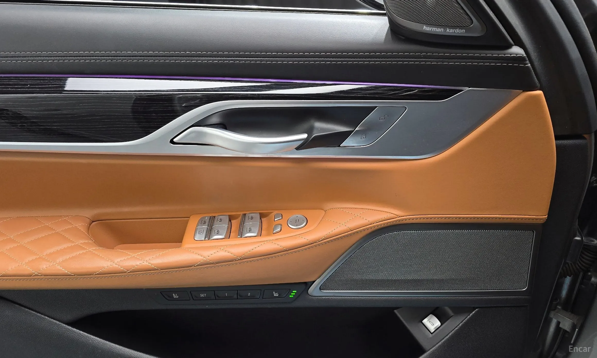 BMW 7 Series (G11) превью 18