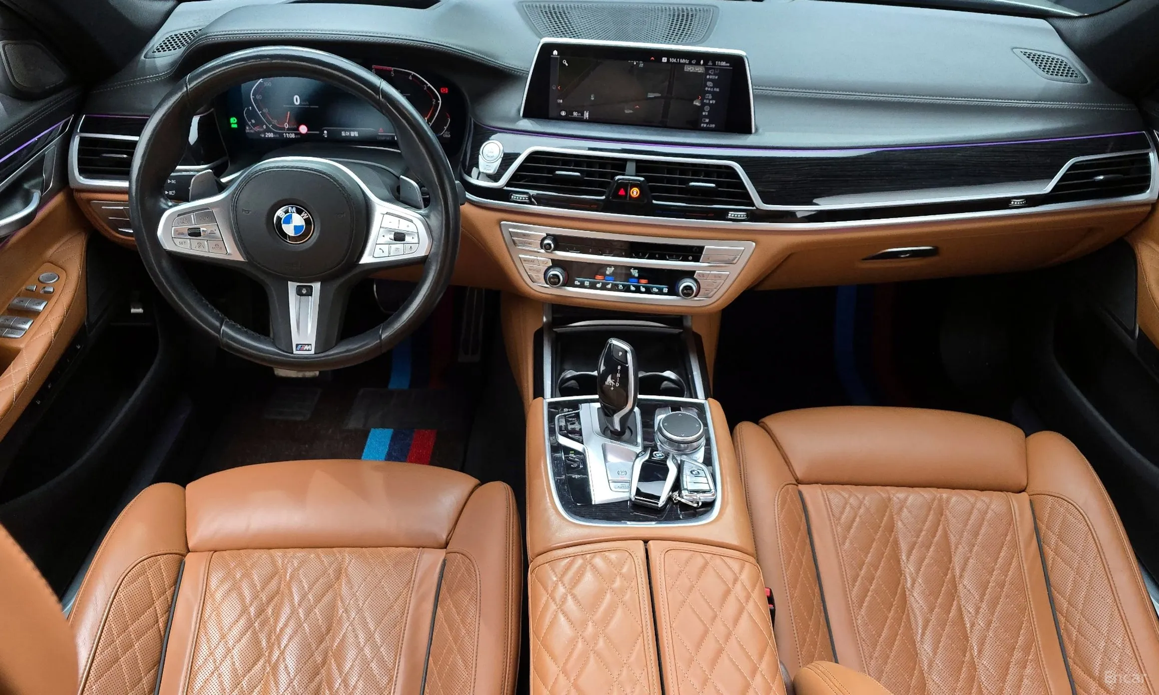 BMW 7 Series (G11) превью 7