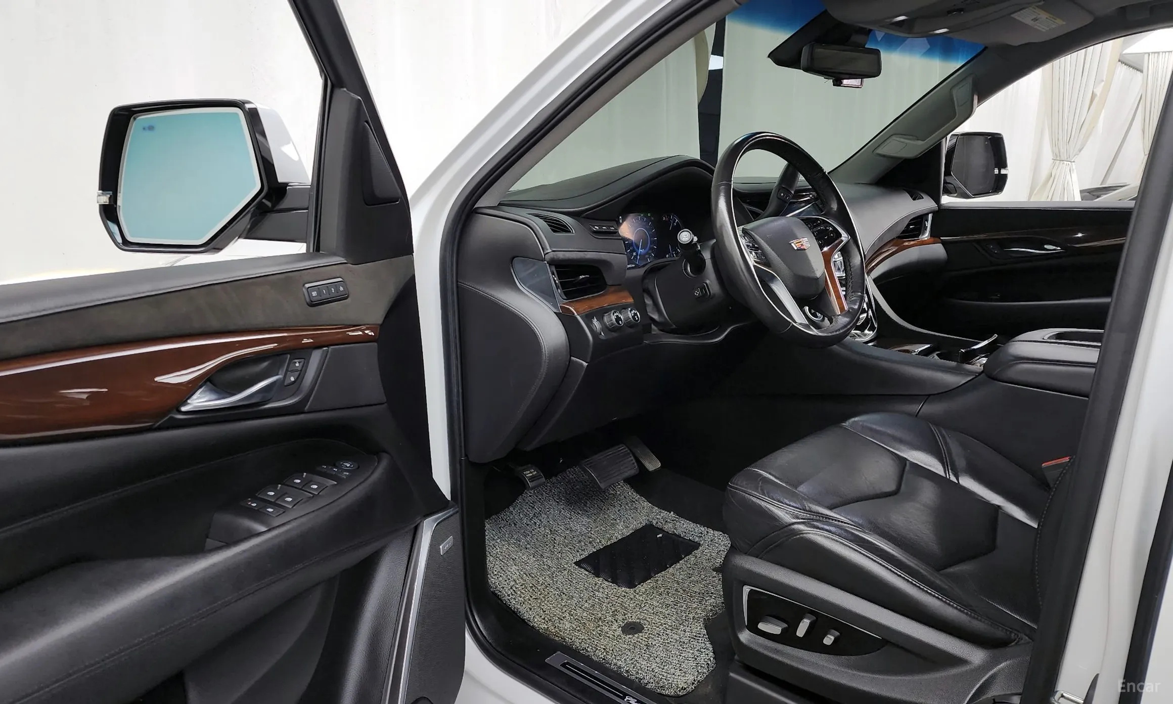 Cadillac Escalade превью 10