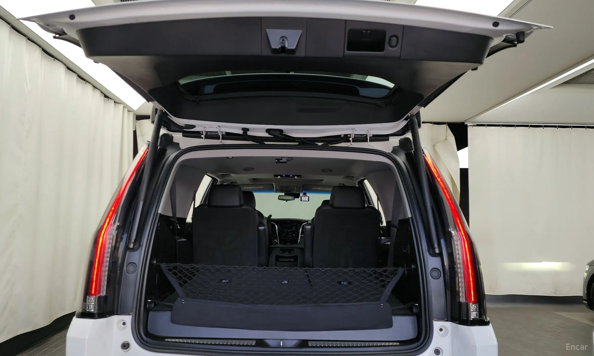 Cadillac Escalade превью 20